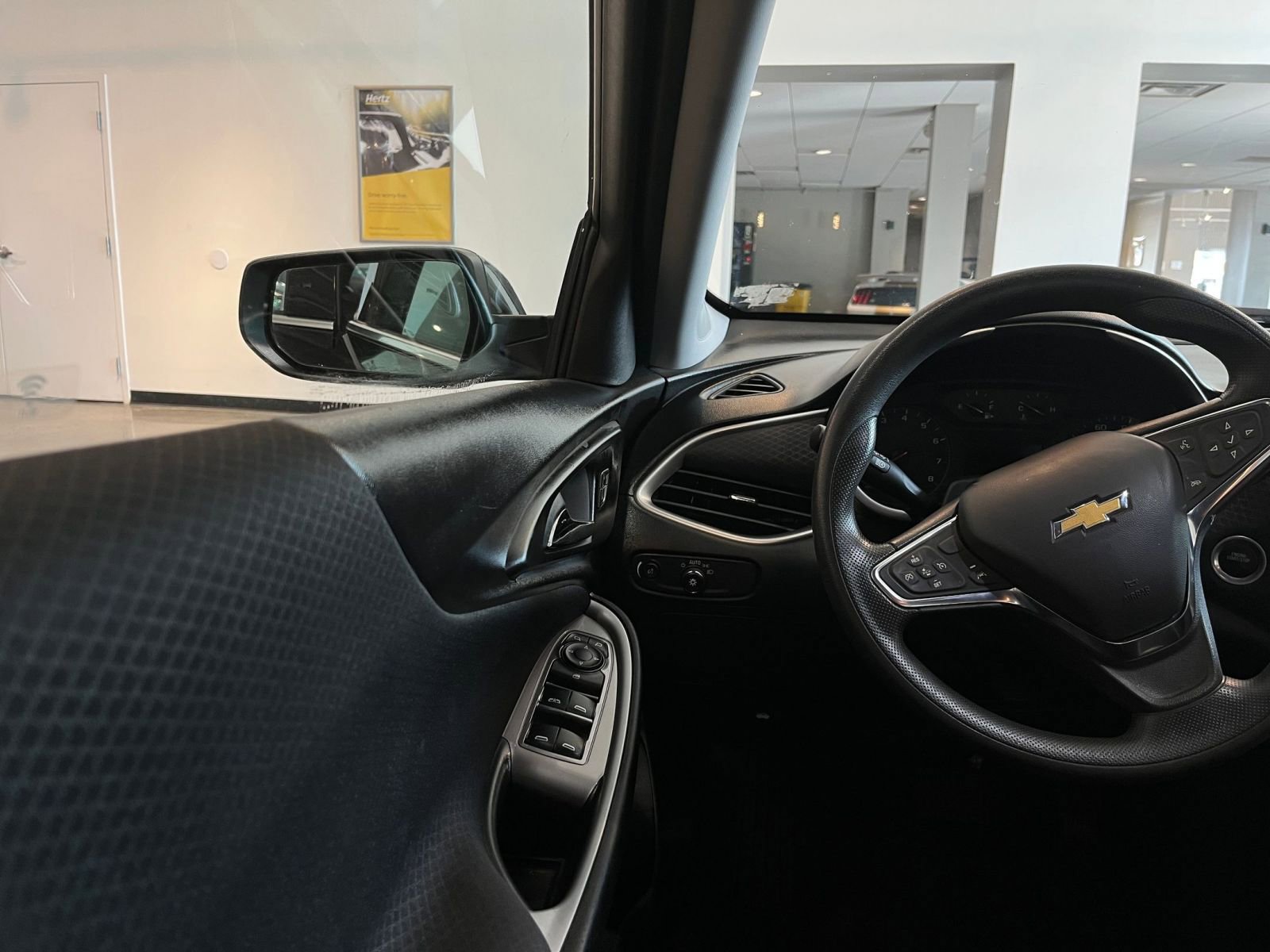 Thumbnail: 2023 Chevrolet Malibu - 34