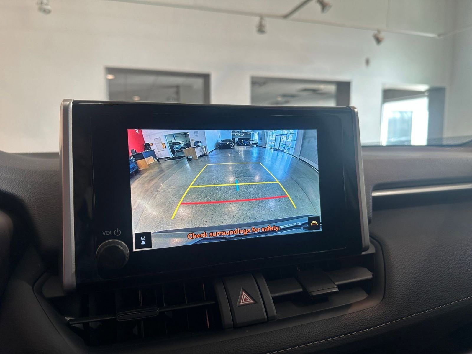 Thumbnail: 2025 Toyota RAV4 - 17