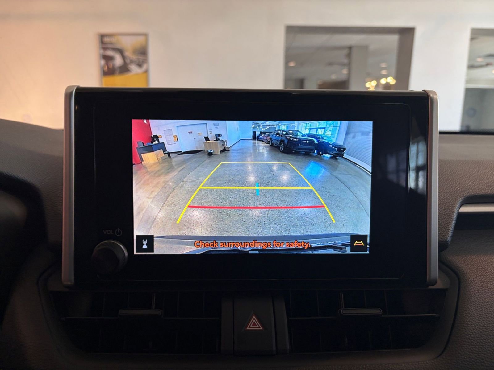 Thumbnail: 2025 Toyota RAV4 - 17