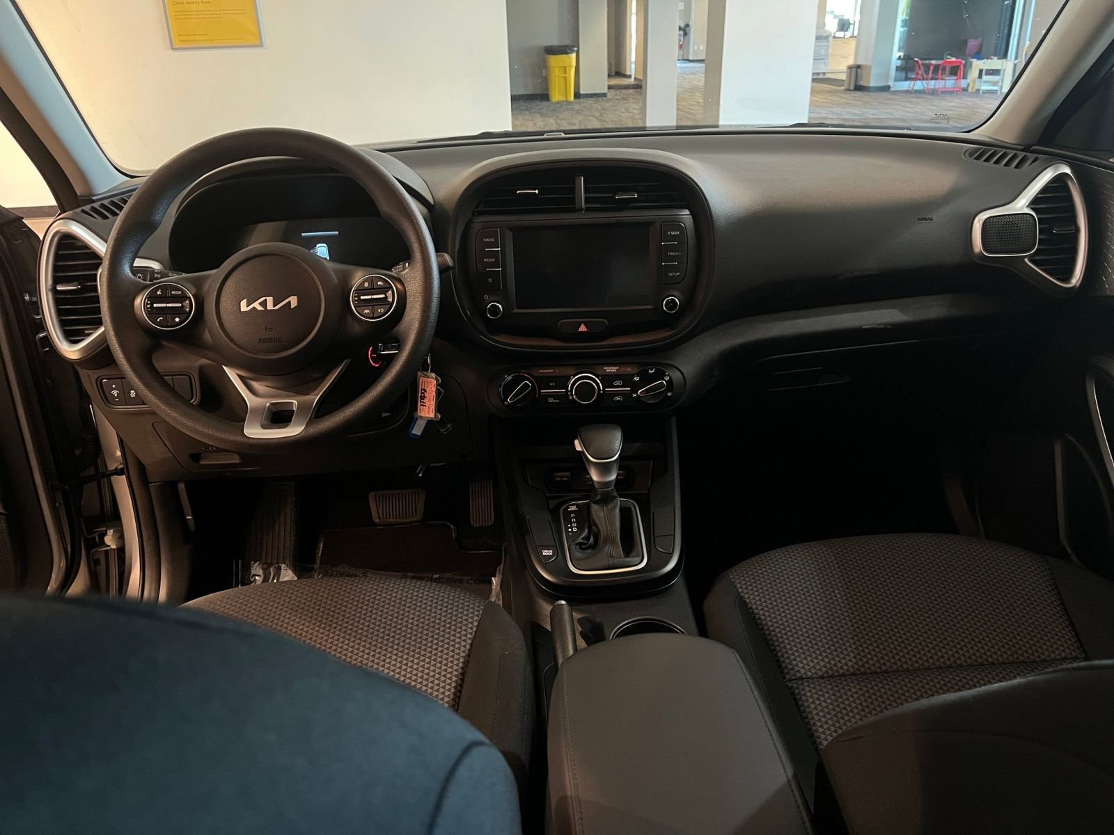 Thumbnail: 2025 Kia Soul - 32