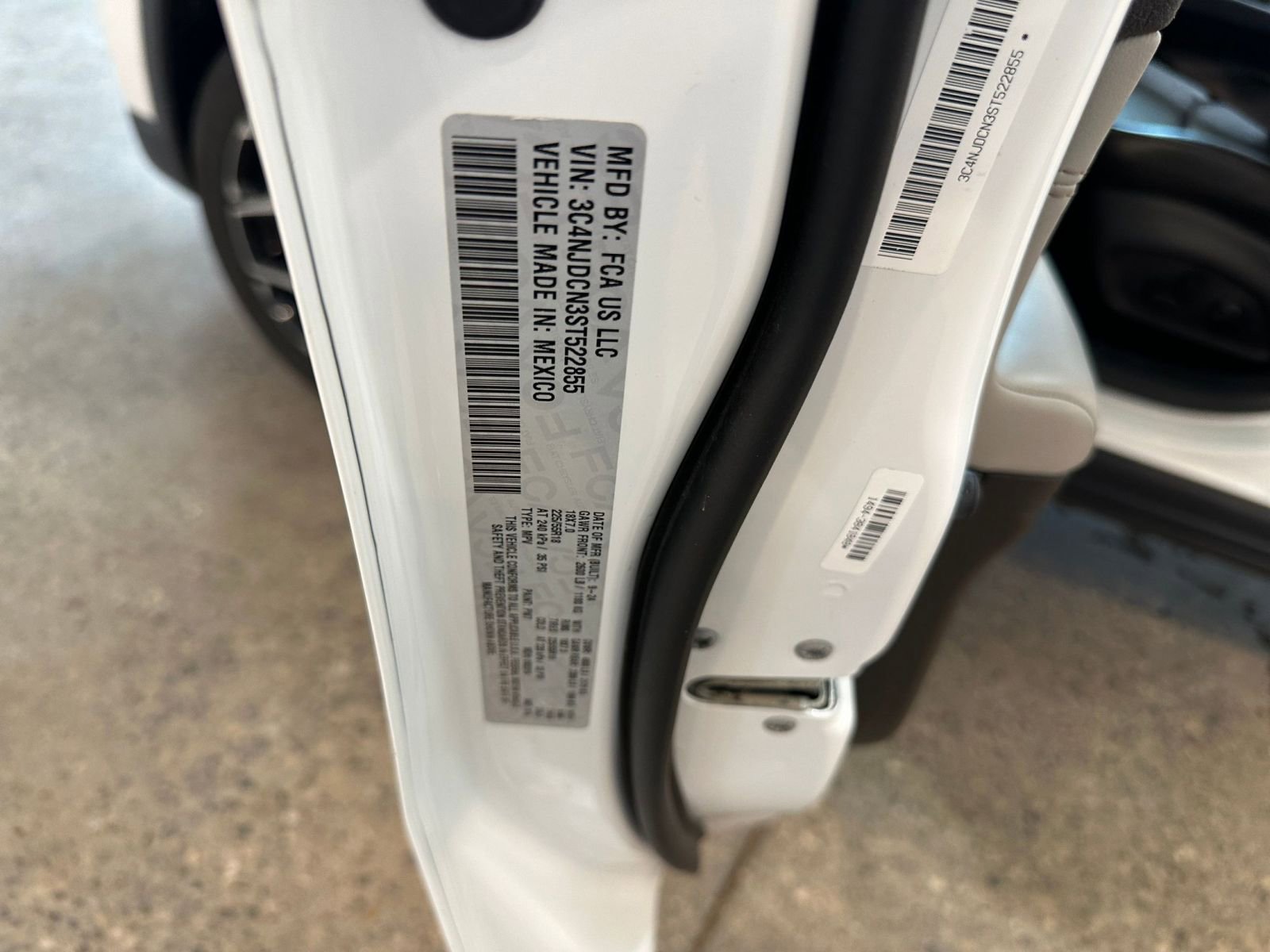 Thumbnail: 2025 Jeep Compass - 29