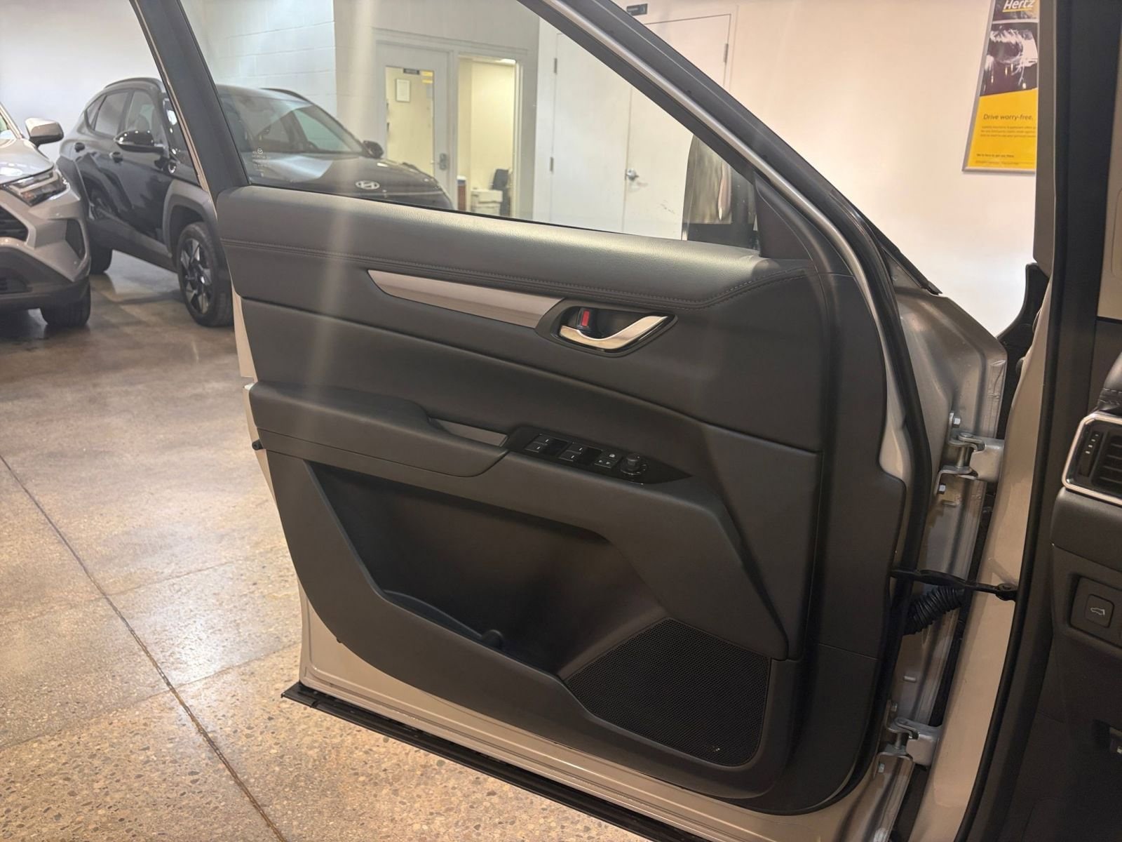 Thumbnail: 2025 Mazda CX-5 - 20