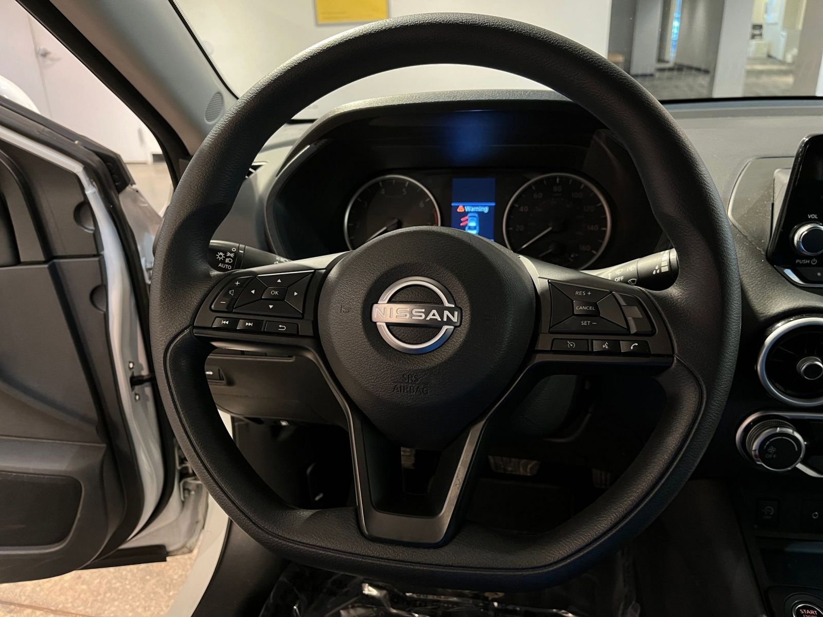 Thumbnail: 2025 Nissan Sentra - 28