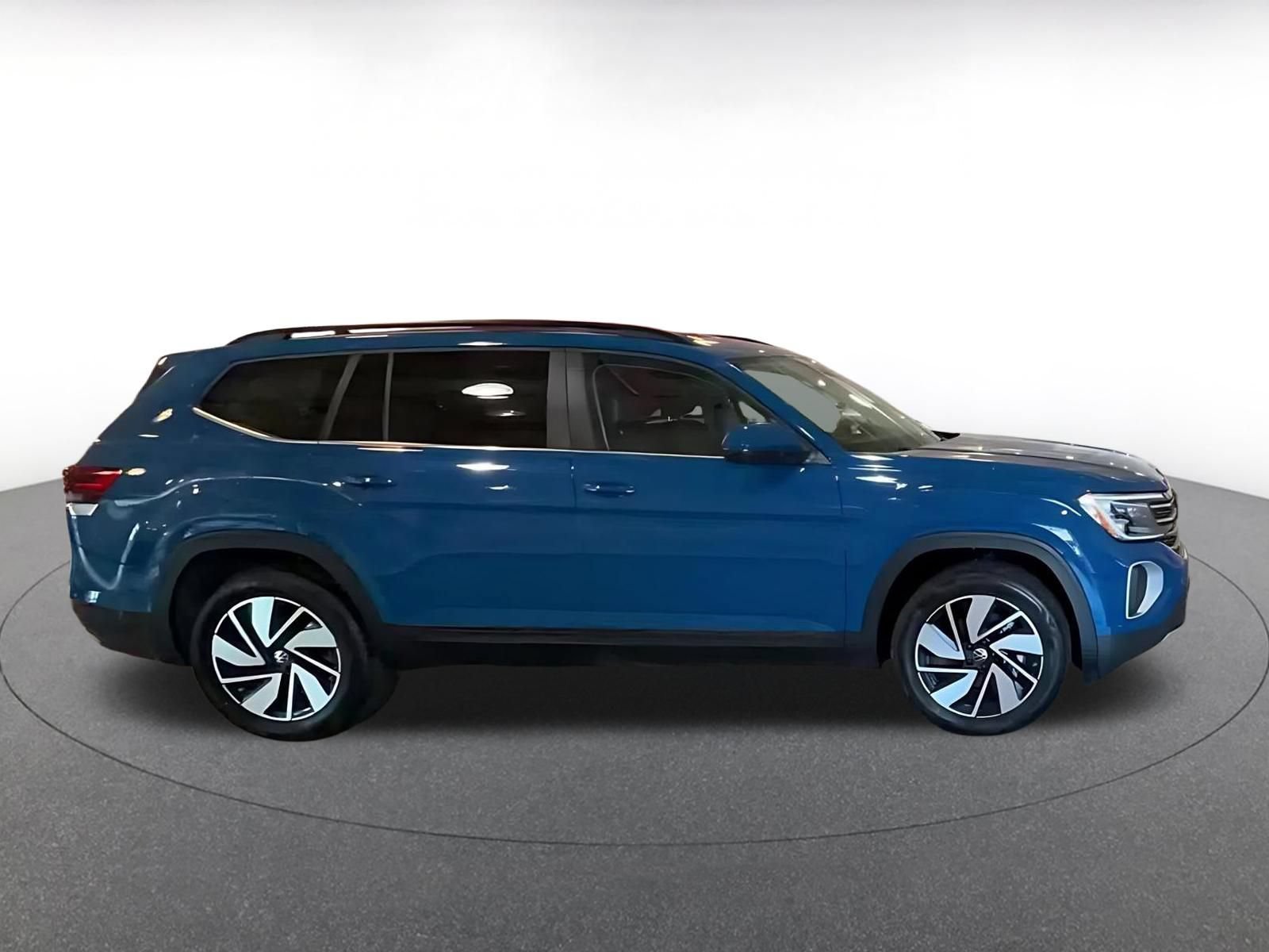 Thumbnail: 2026 Volkswagen Atlas - 15
