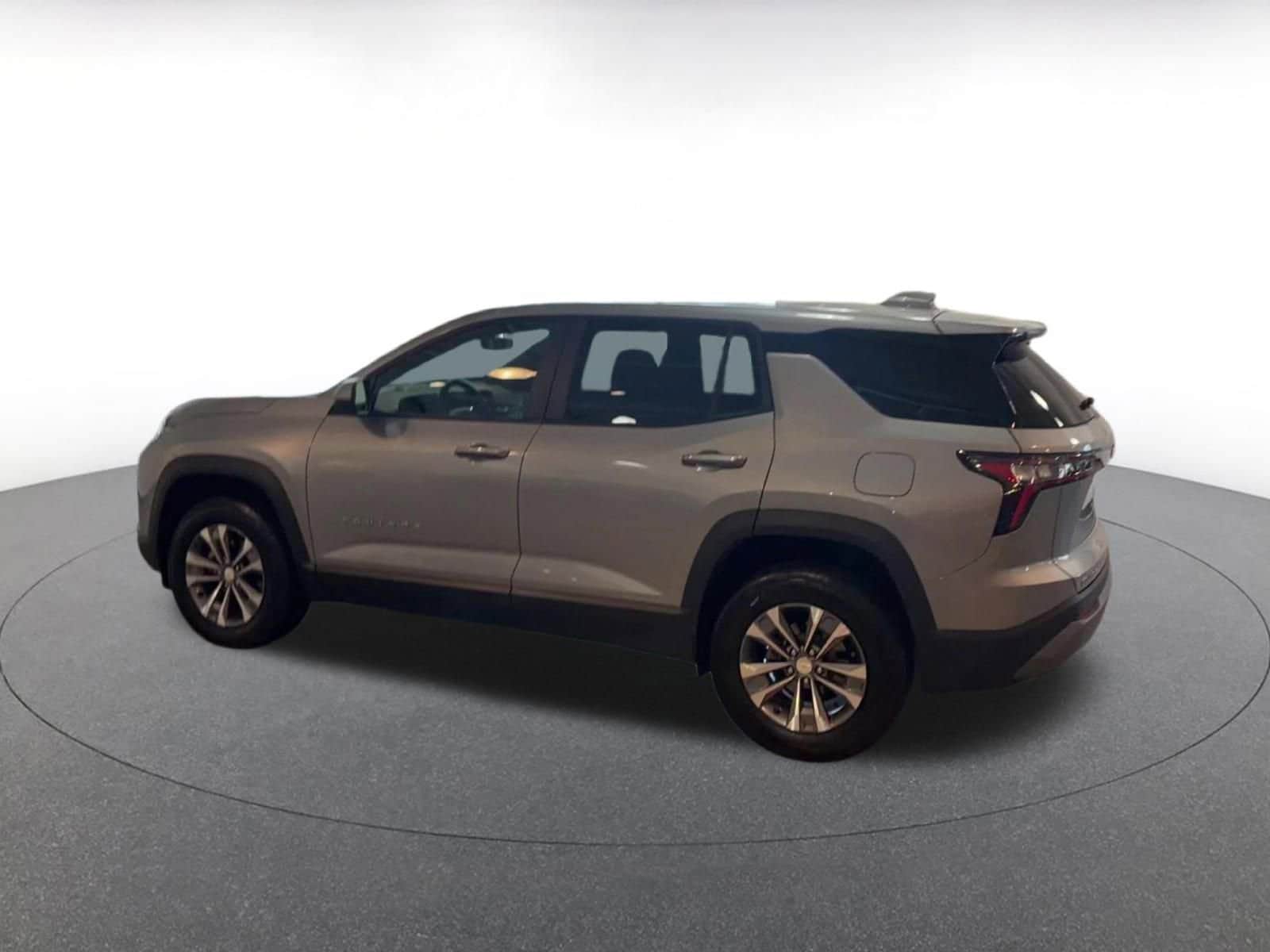 Thumbnail: 2025 Chevrolet Equinox - 11