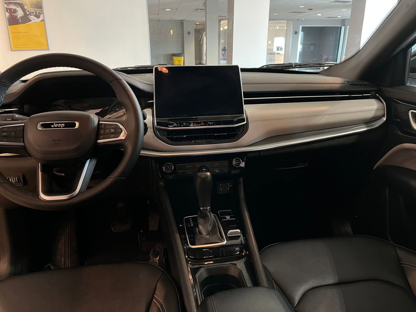 Thumbnail: 2025 Jeep Compass - 35