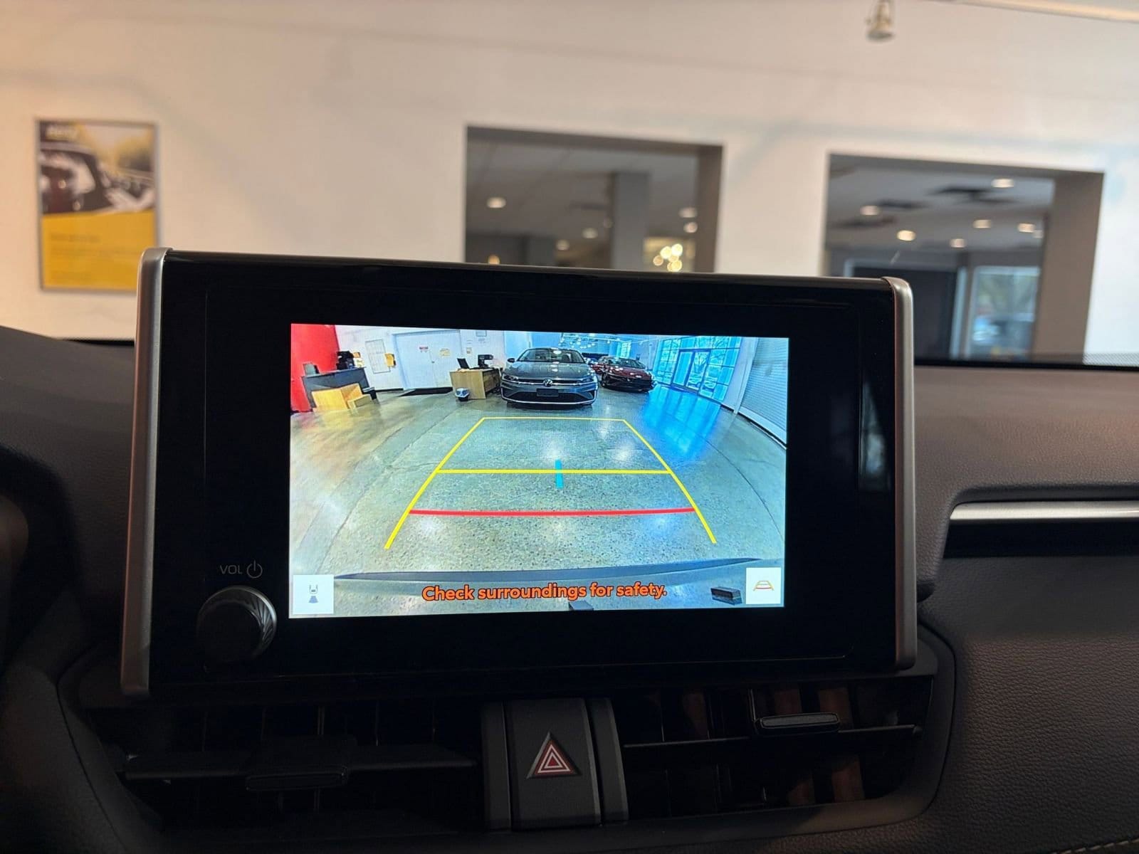 Thumbnail: 2025 Toyota RAV4 - 17