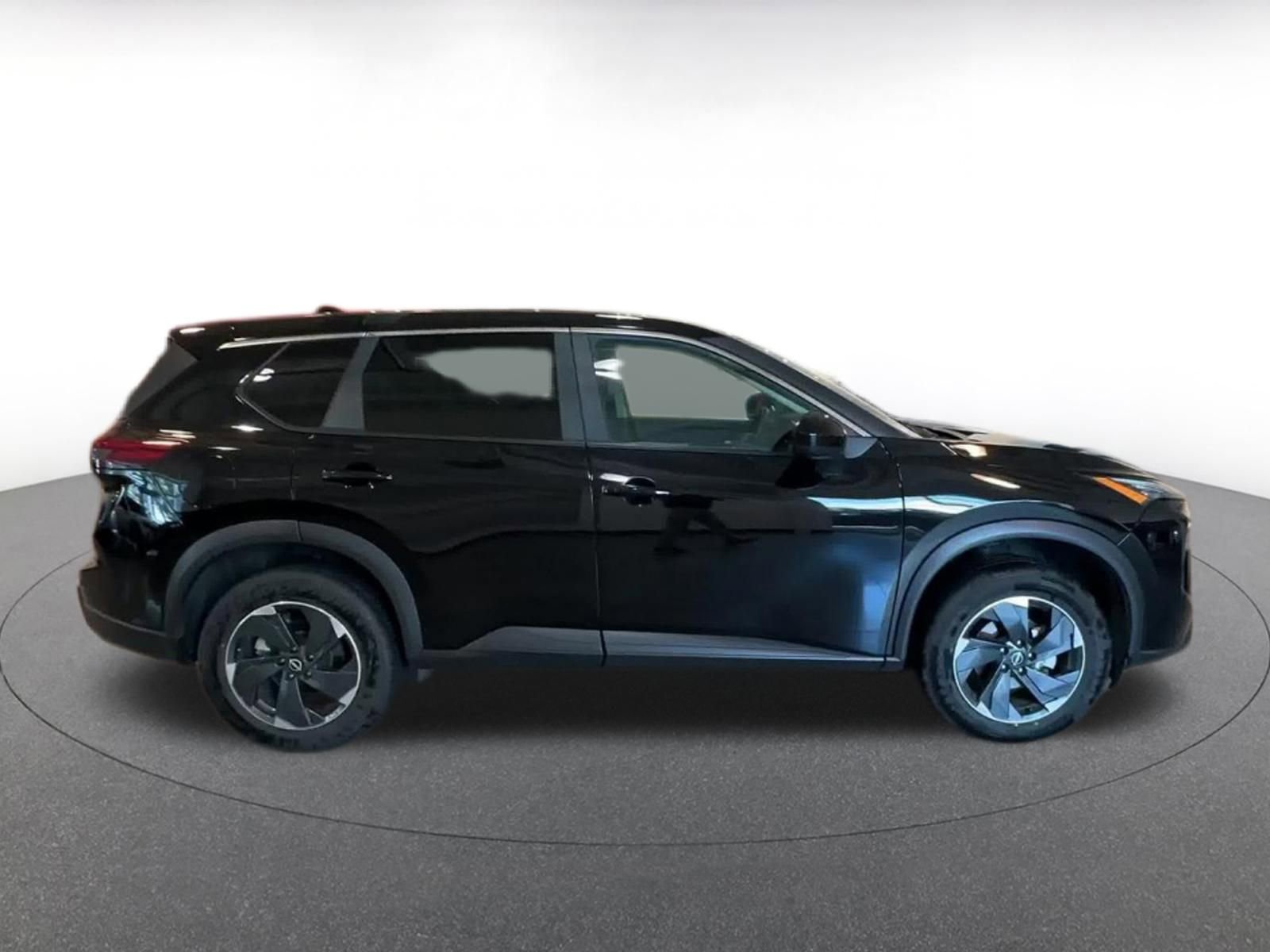 Thumbnail: 2025 Nissan Rogue - 14