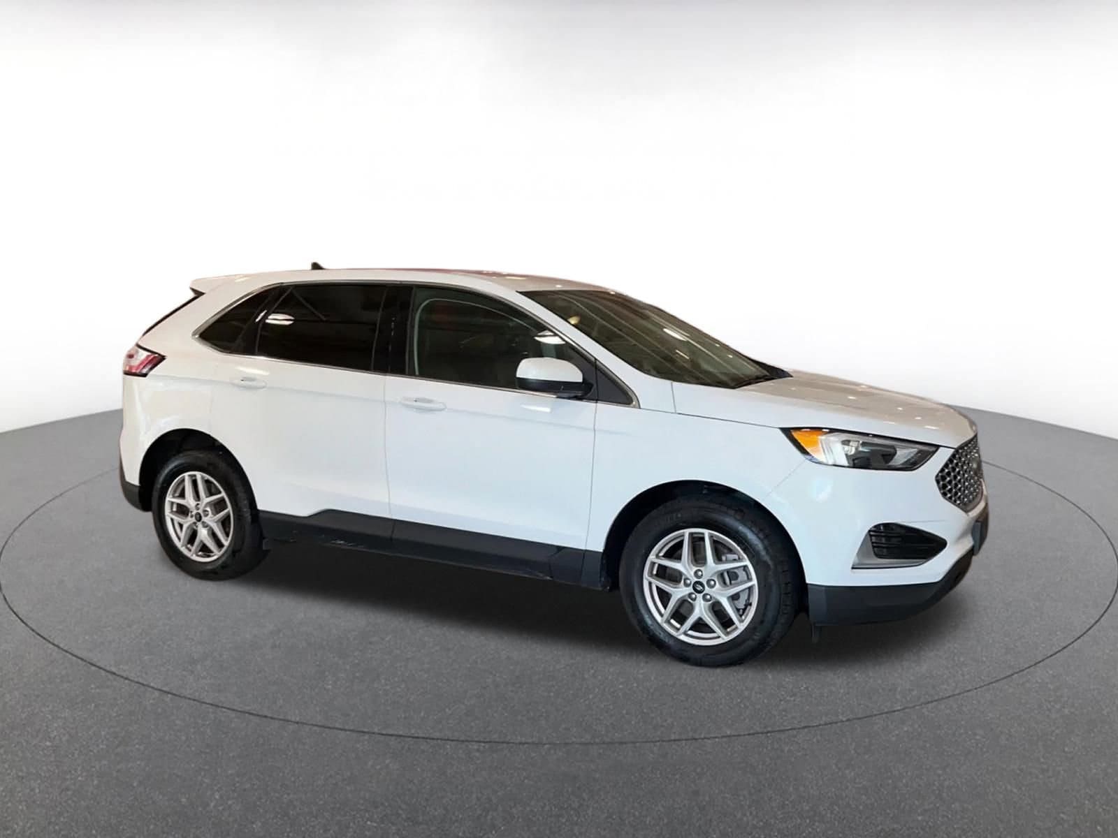 Thumbnail: 2024 Ford Edge - 2