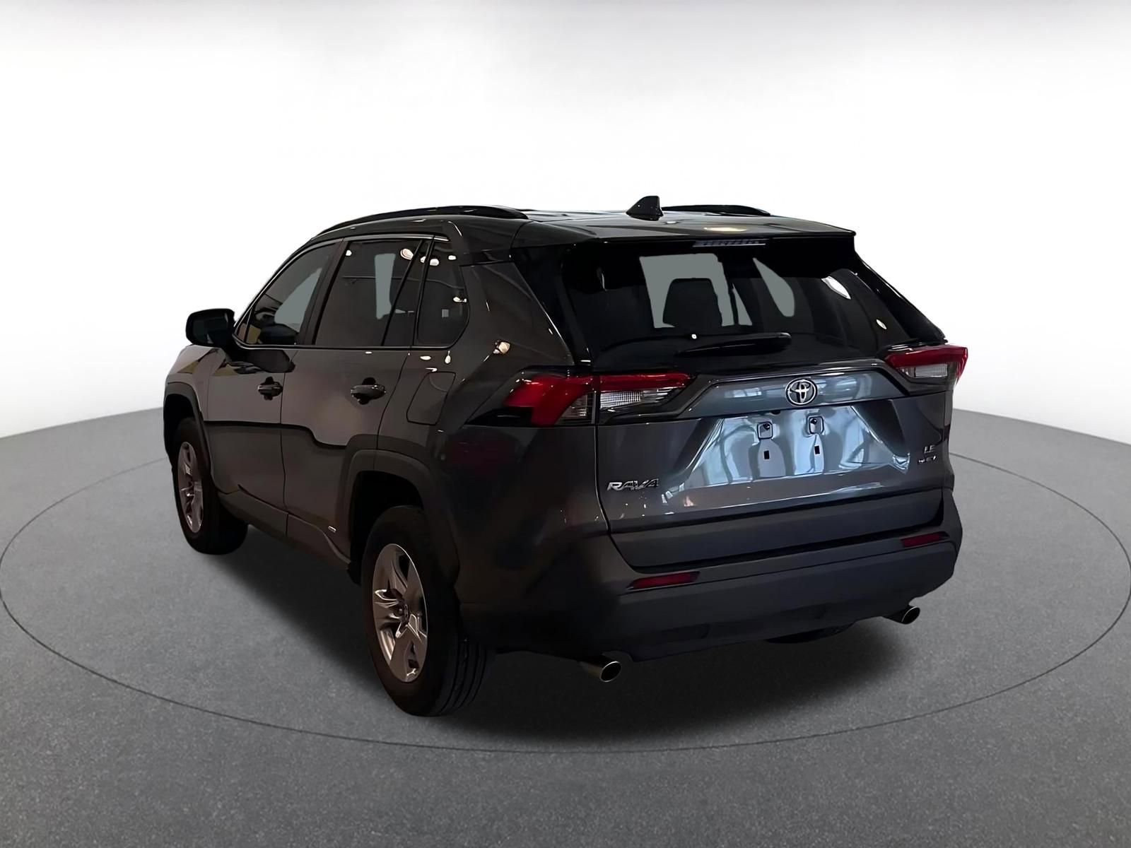 Thumbnail: 2025 Toyota RAV4 - 11