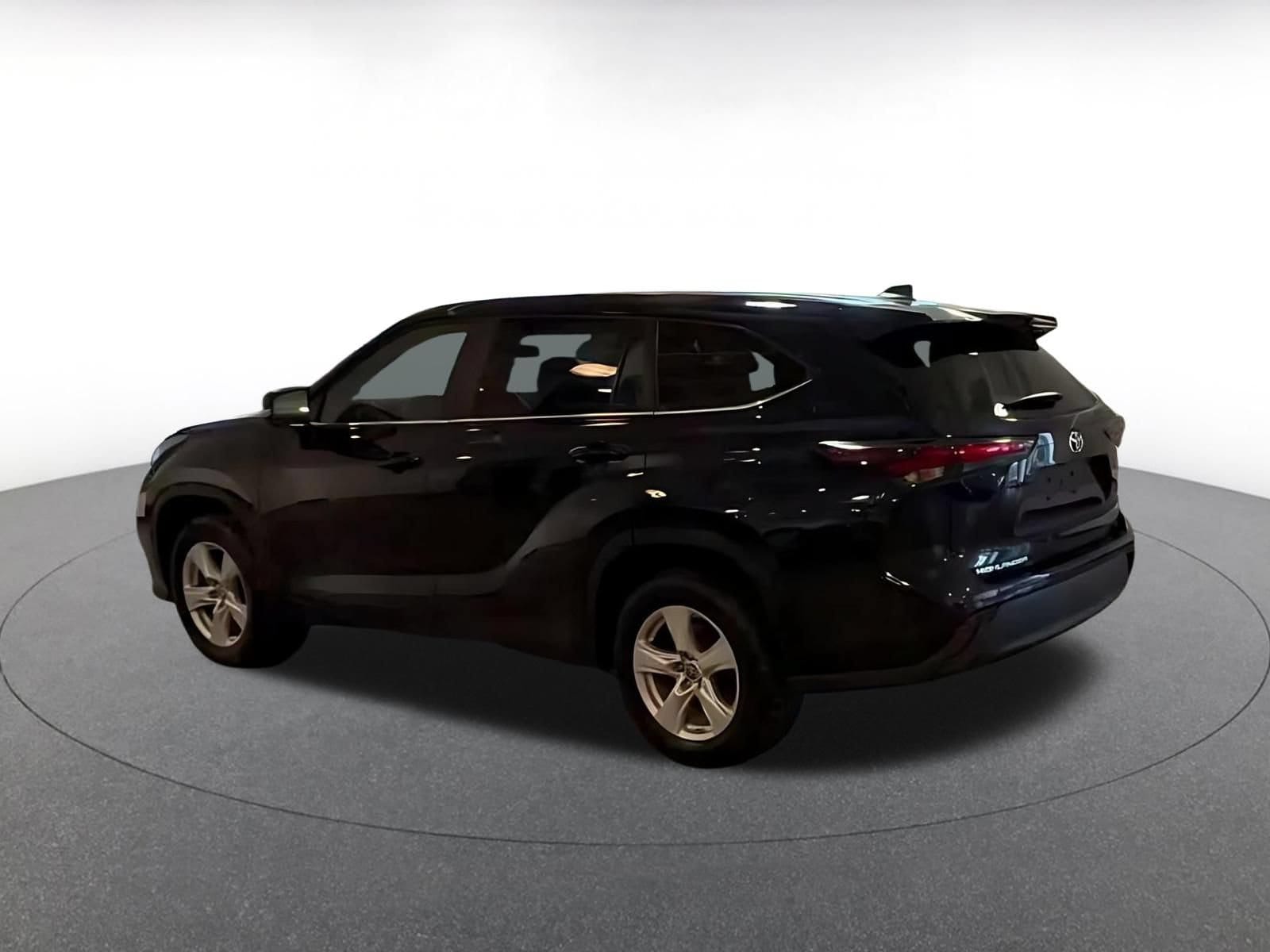 Thumbnail: 2025 Toyota Highlander - 11