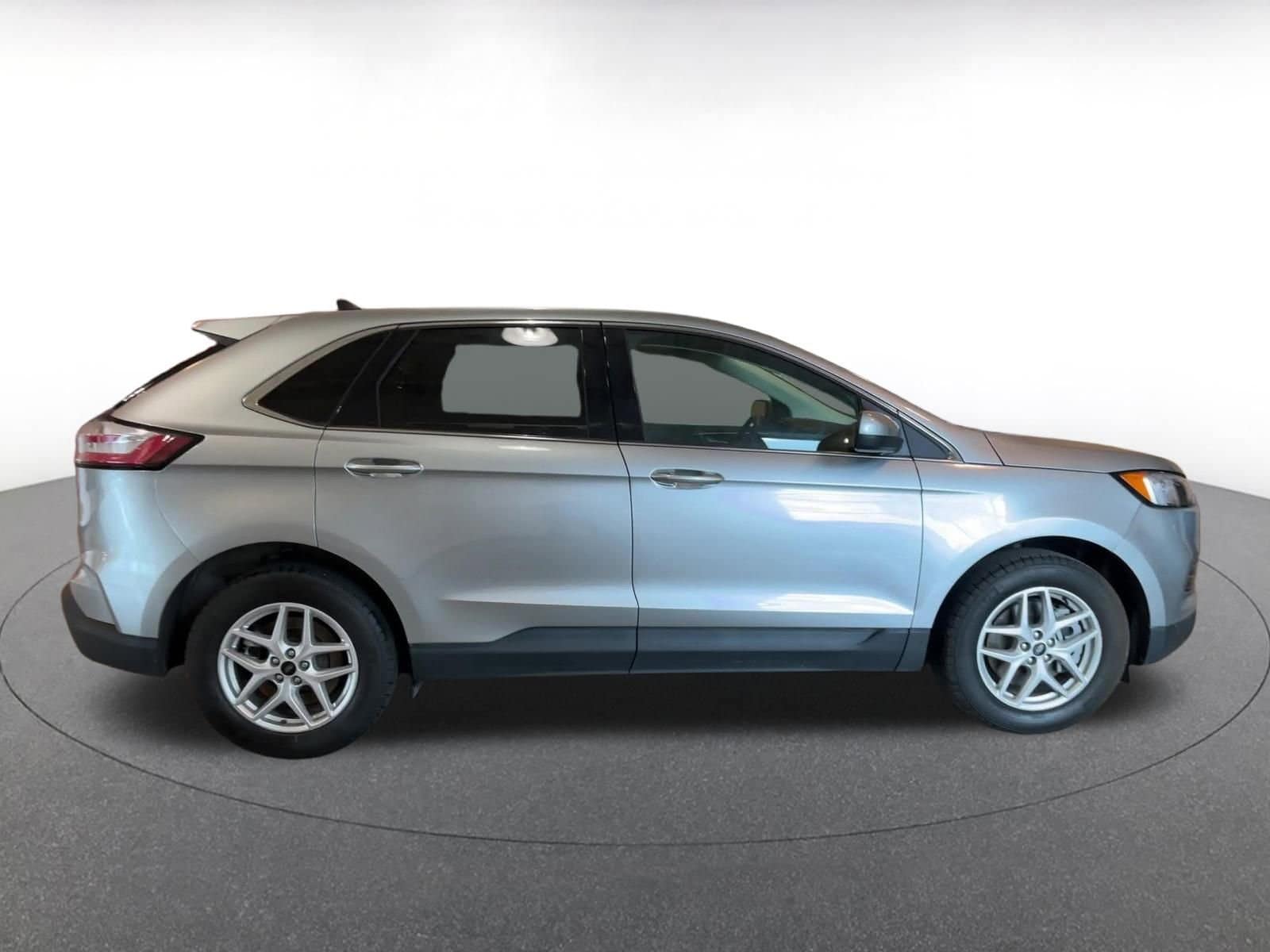 Thumbnail: 2024 Ford Edge - 16
