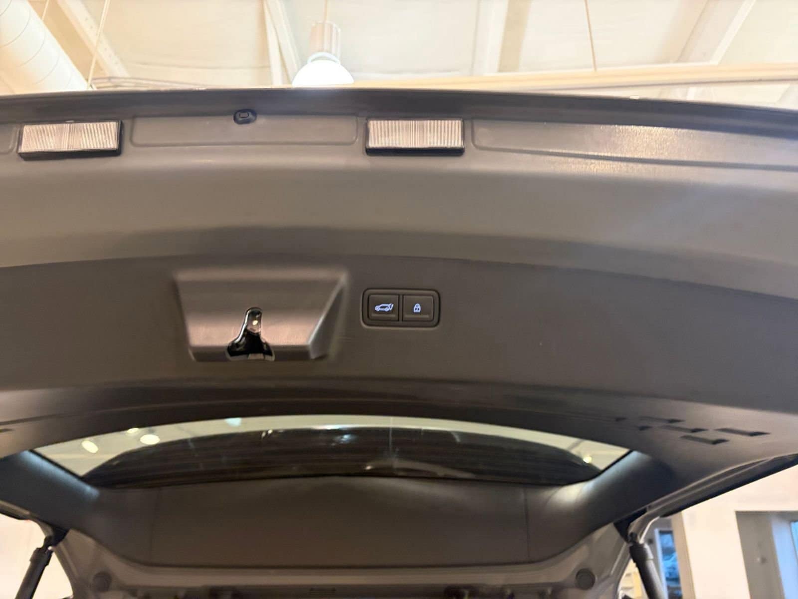 Thumbnail: 2025 Hyundai Santa Fe - 22