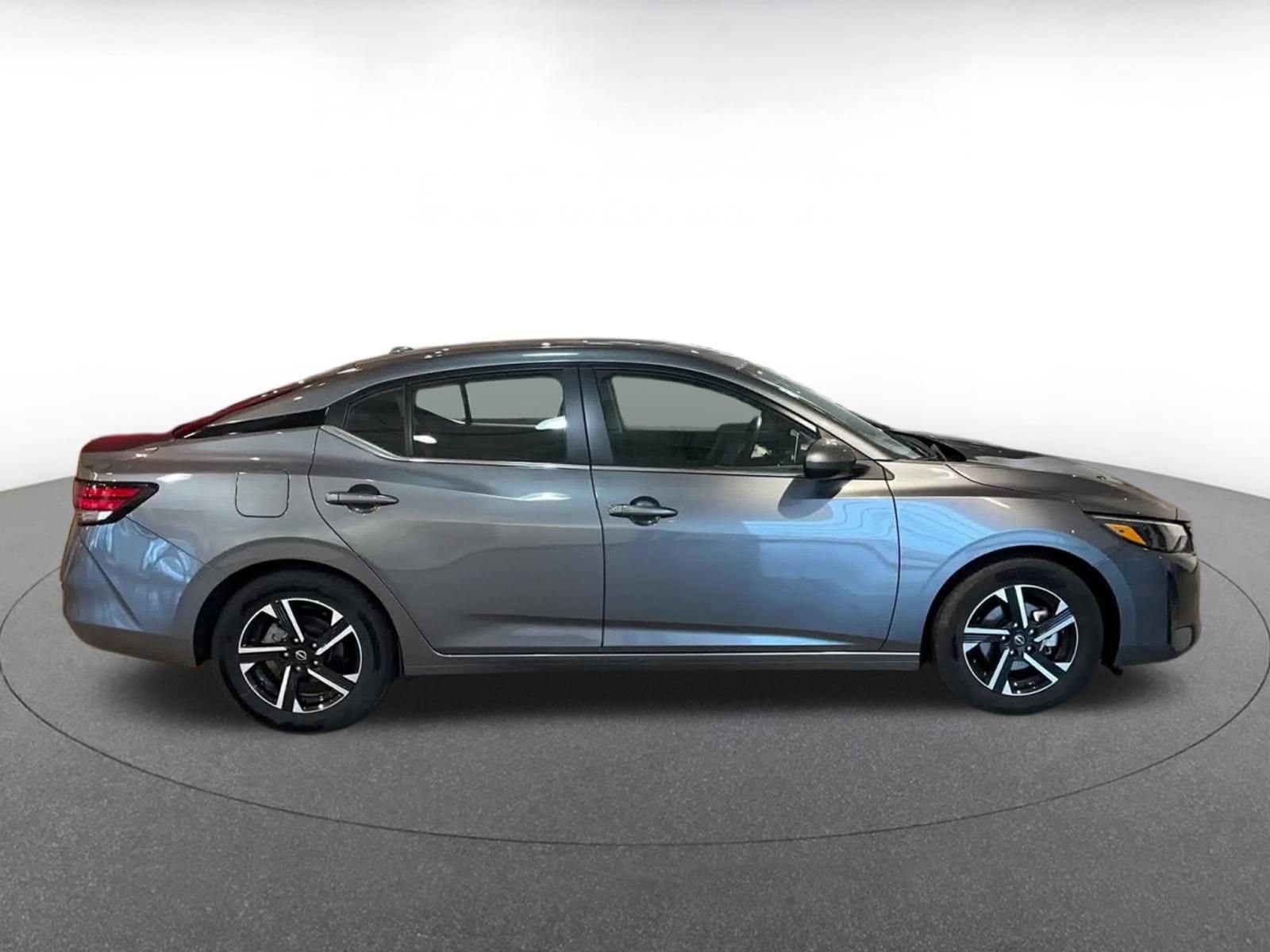 Thumbnail: 2025 Nissan Sentra - 16