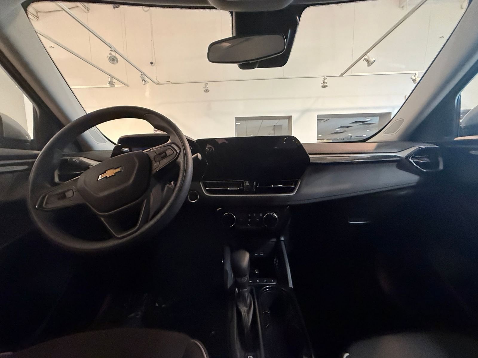 Thumbnail: 2025 Chevrolet TrailBlazer - 31