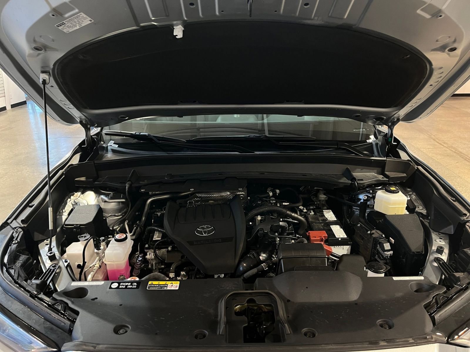 Thumbnail: 2025 Toyota Grand Highlander - 33