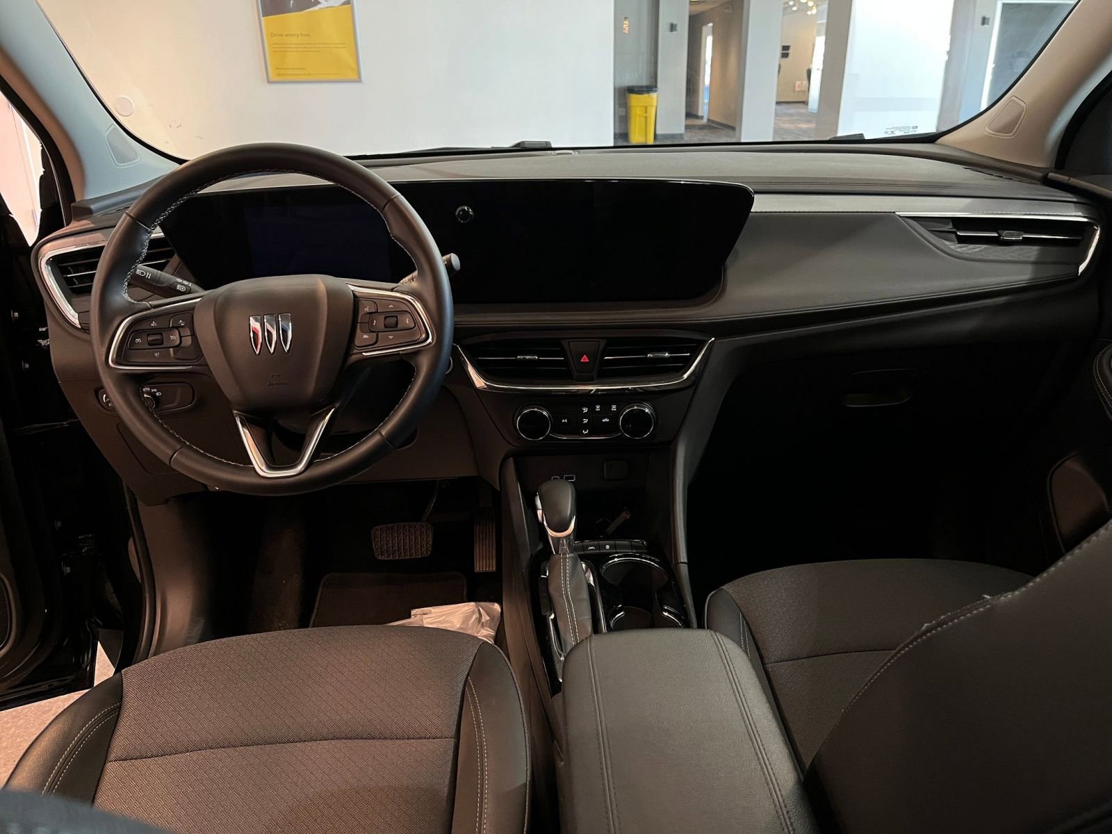 Thumbnail: 2025 Buick Encore GX - 32