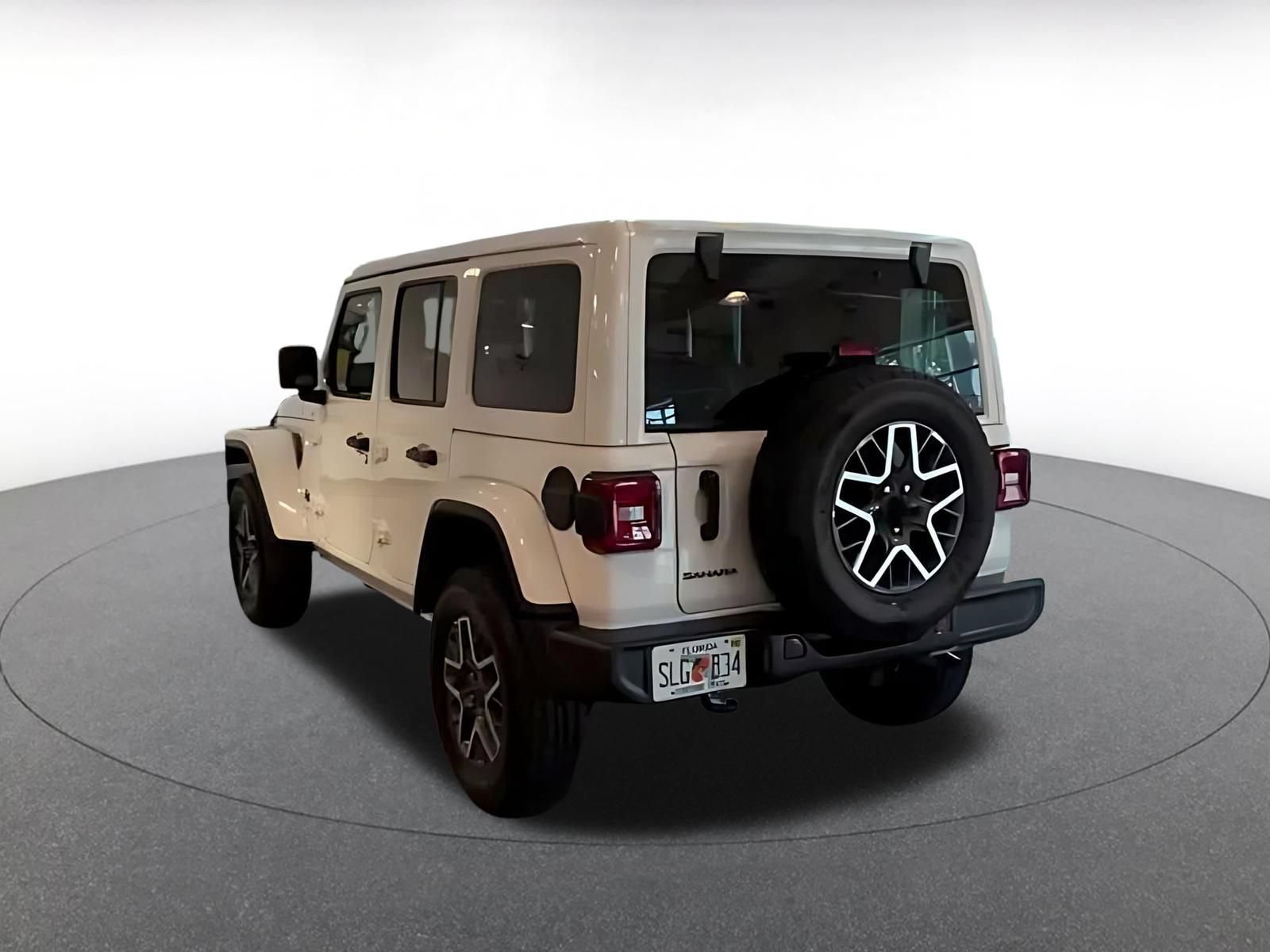 Thumbnail: 2025 Jeep Wrangler - 9