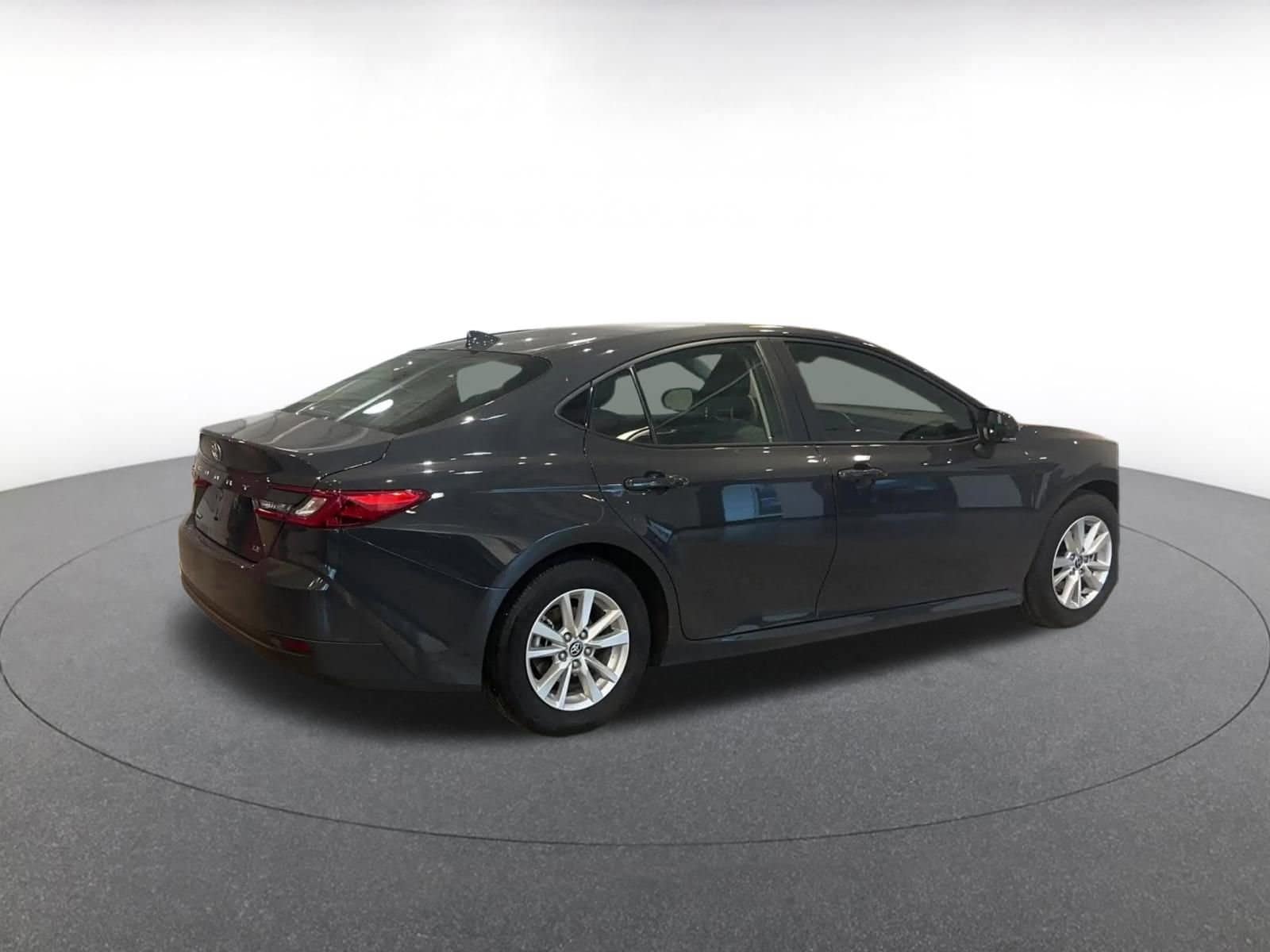 Thumbnail: 2025 Toyota Camry - 15