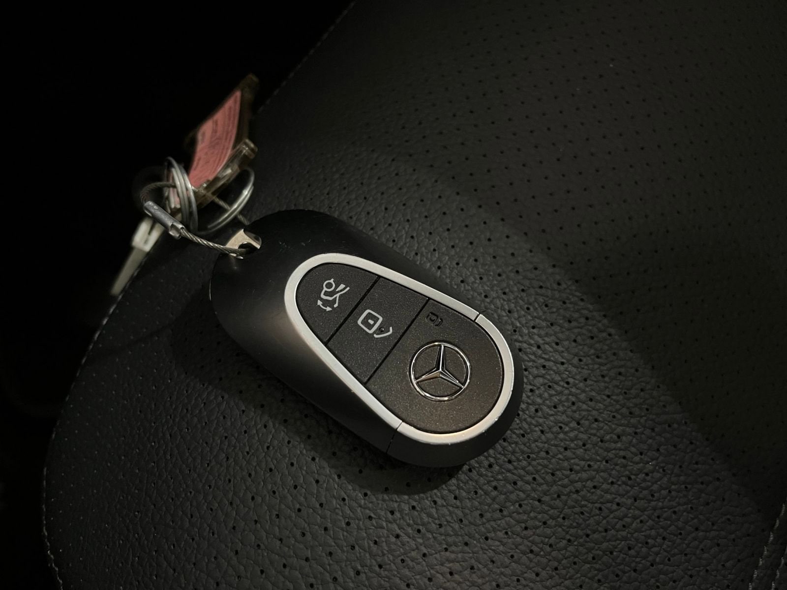 Thumbnail: 2024 Mercedes-Benz C-Class - 22