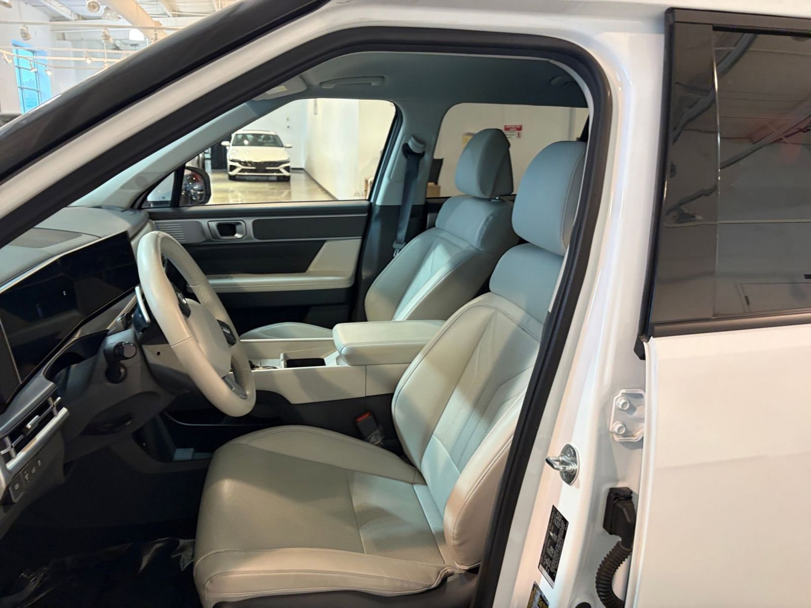 Thumbnail: 2025 Hyundai Santa Fe - 27