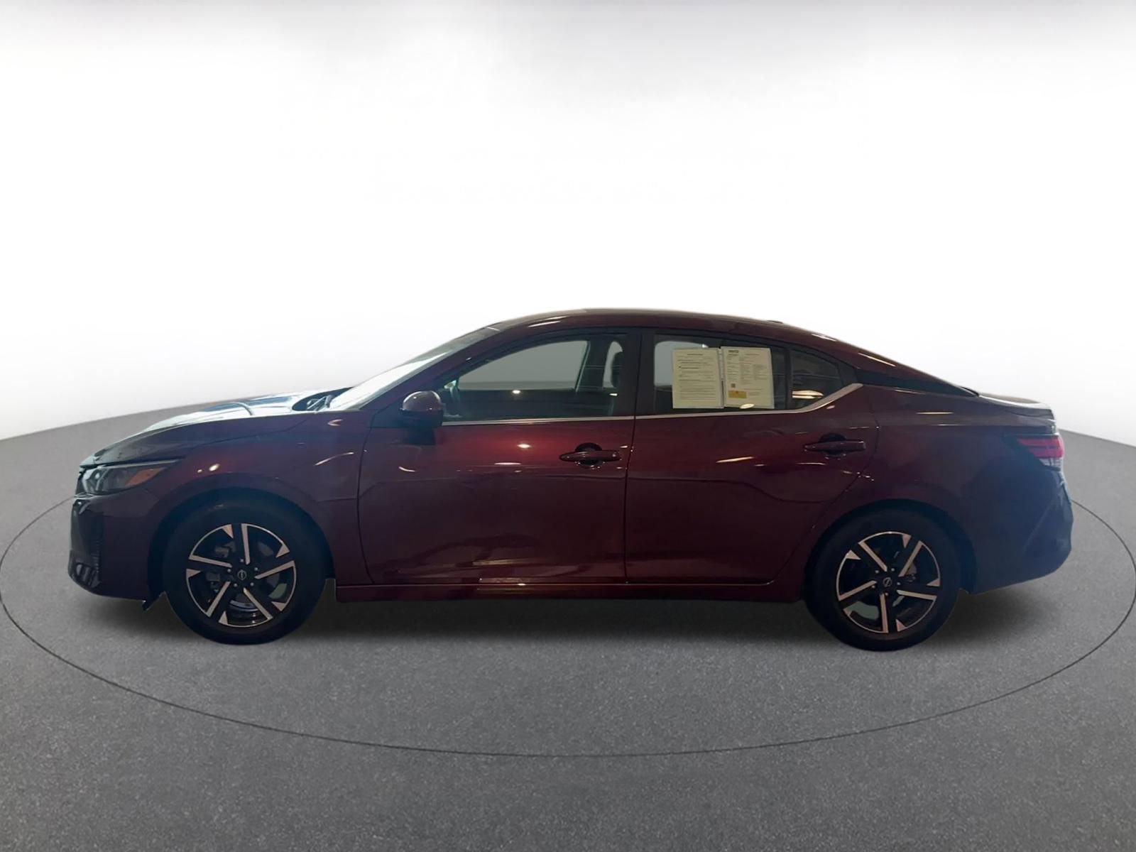 Thumbnail: 2024 Nissan Sentra - 9