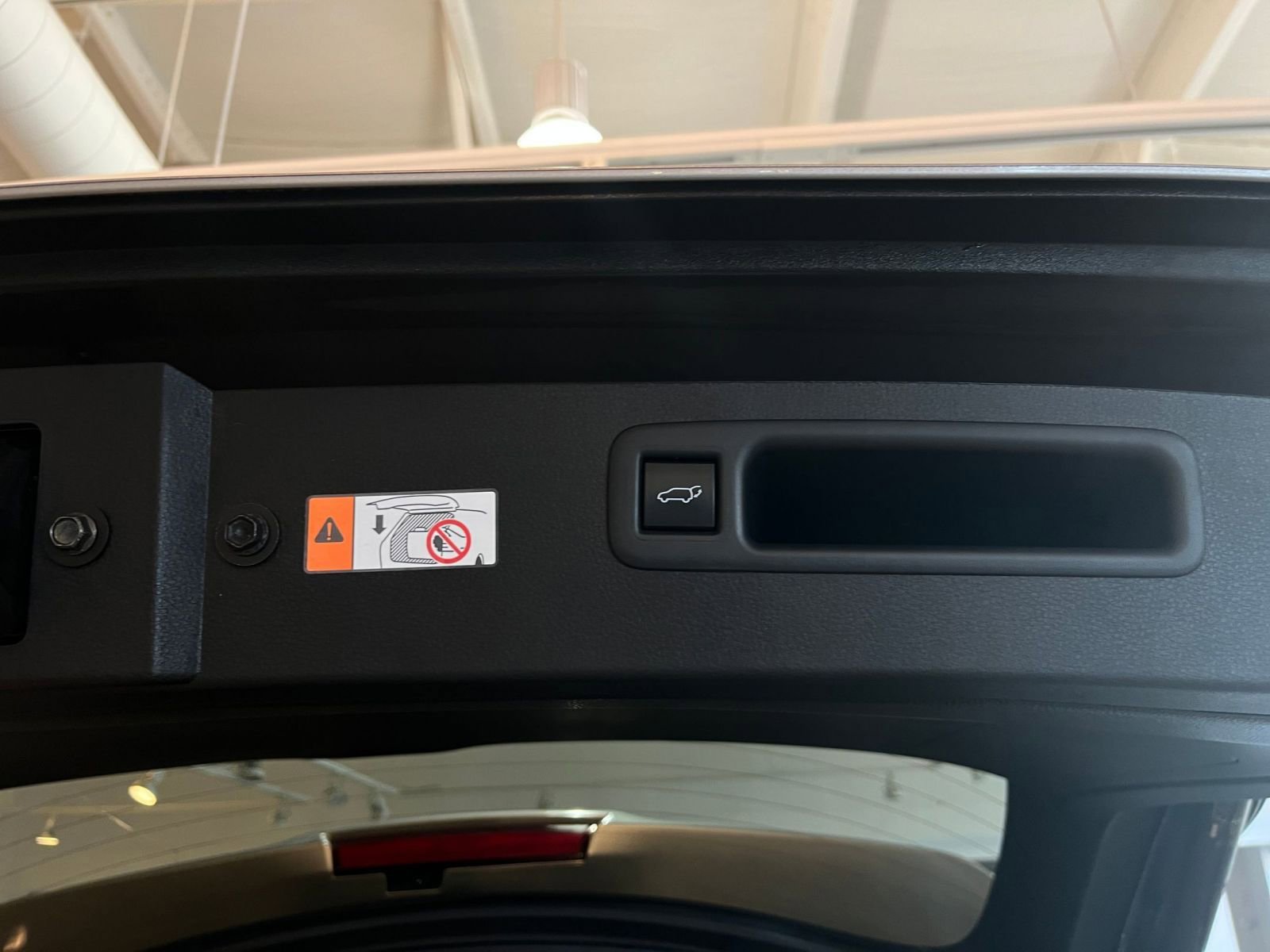 Thumbnail: 2025 Toyota Highlander - 23