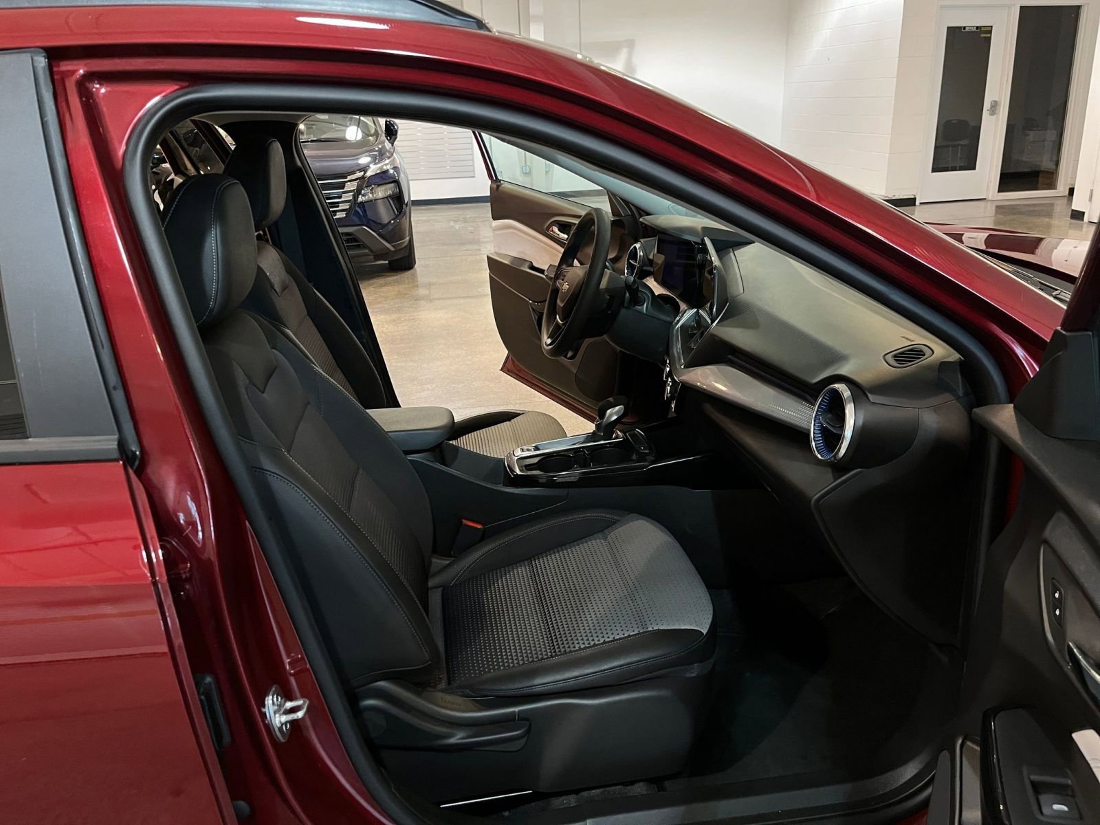 Thumbnail: 2025 Chevrolet Trax - 35