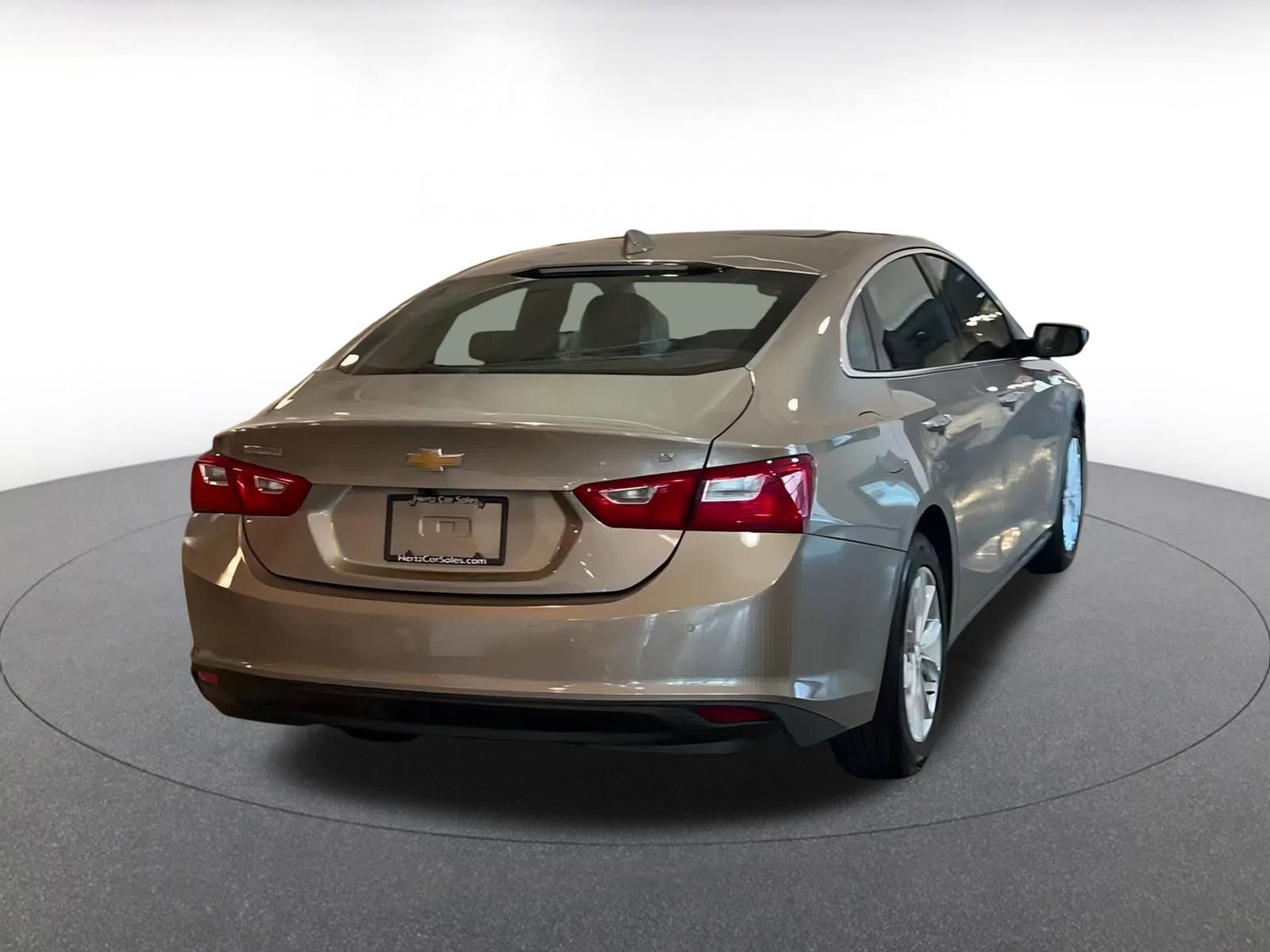 Thumbnail: 2024 Chevrolet Malibu - 14