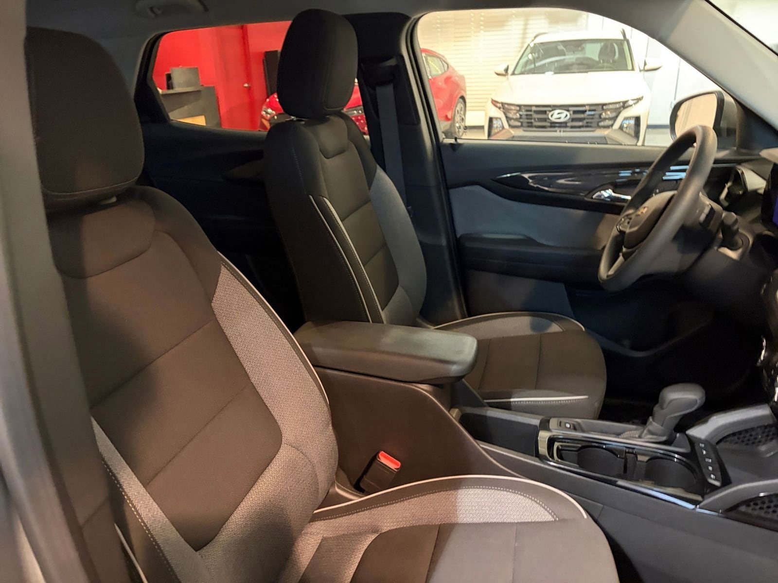 Thumbnail: 2025 Chevrolet TrailBlazer - 34