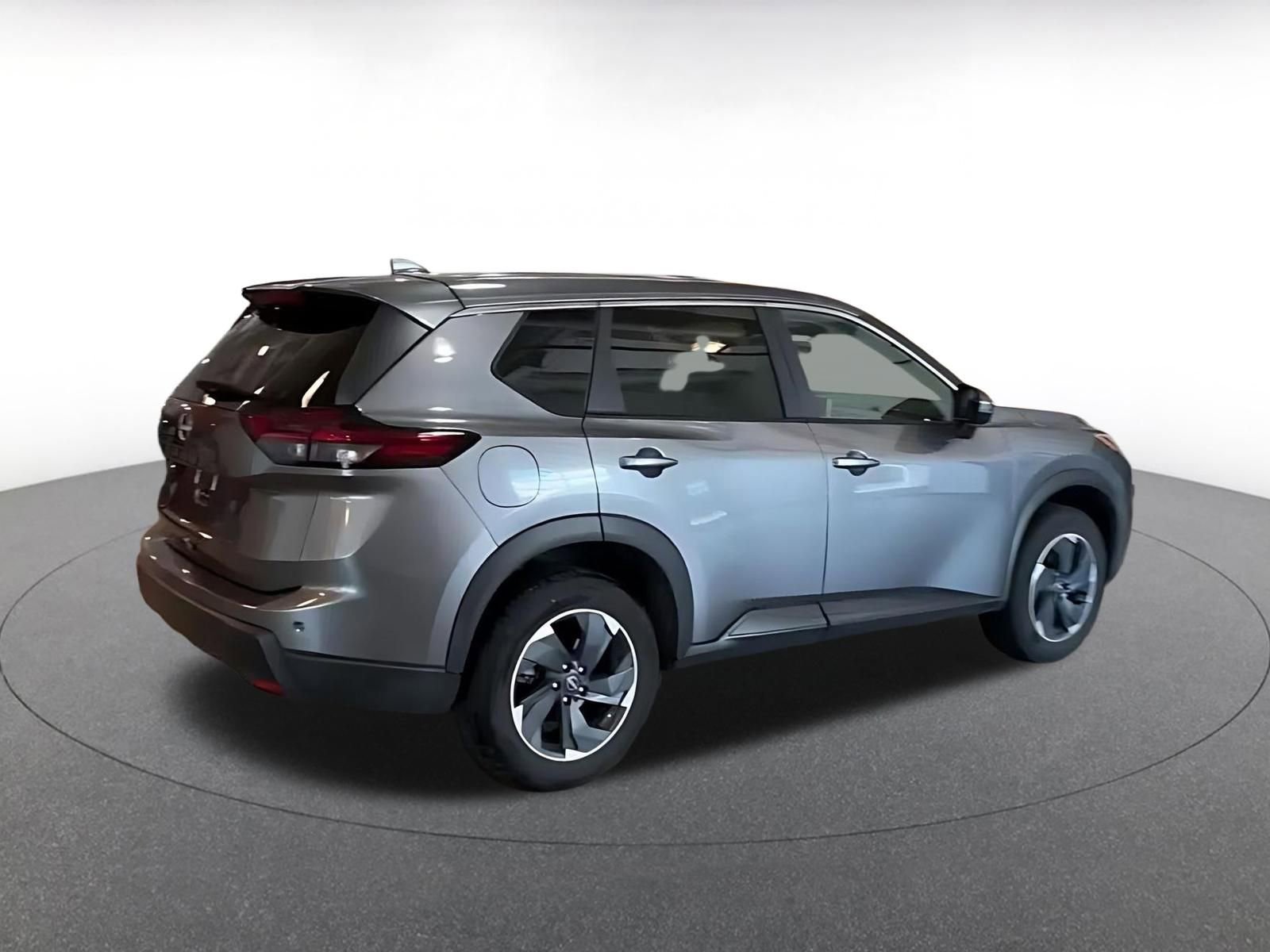Thumbnail: 2025 Nissan Rogue - 14