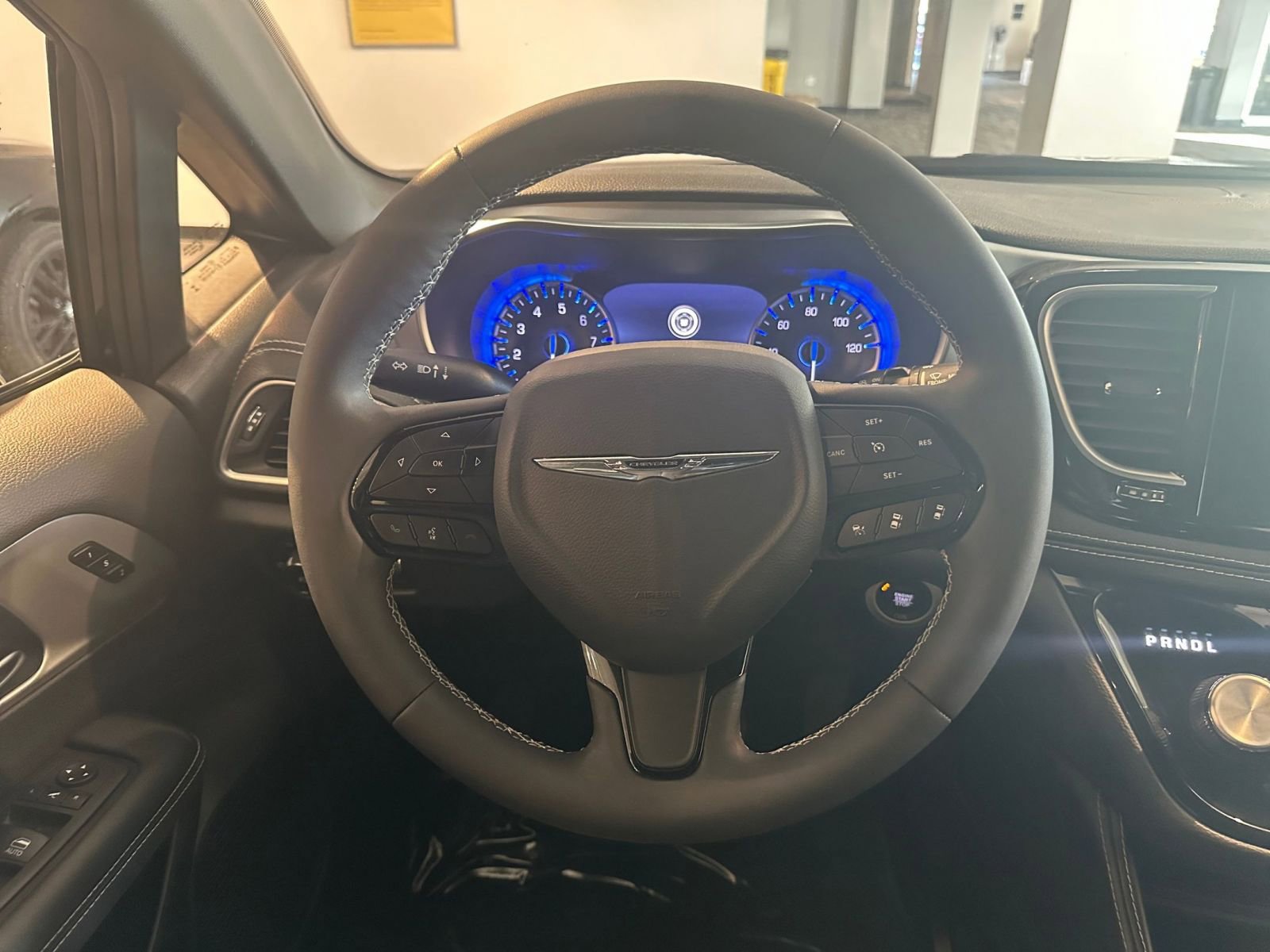 Thumbnail: 2025 Chrysler Pacifica - 29