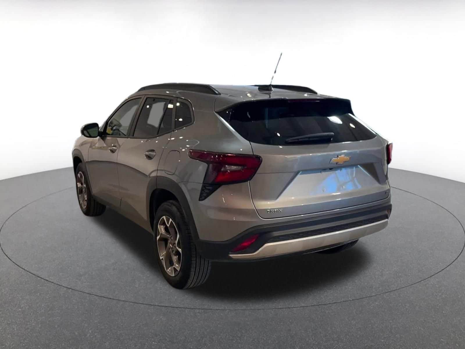 Thumbnail: 2025 Chevrolet Trax - 11