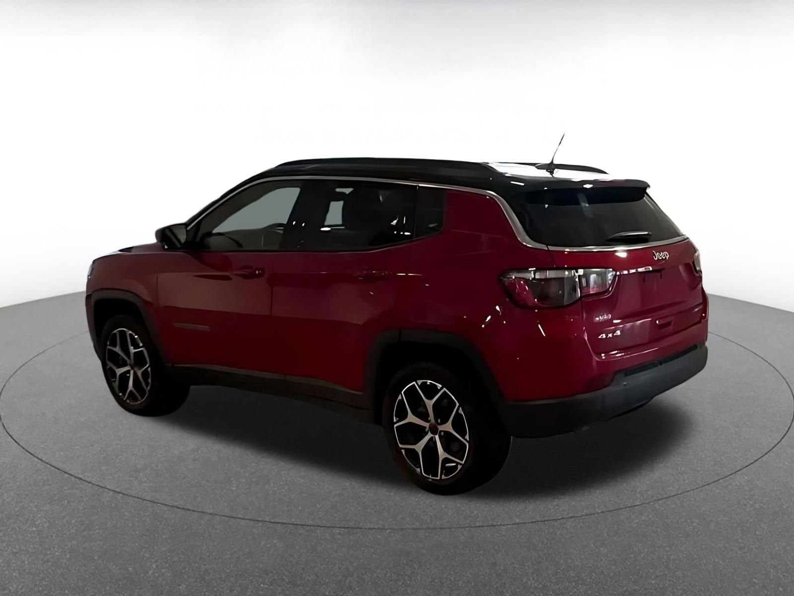 Thumbnail: 2025 Jeep Compass - 9