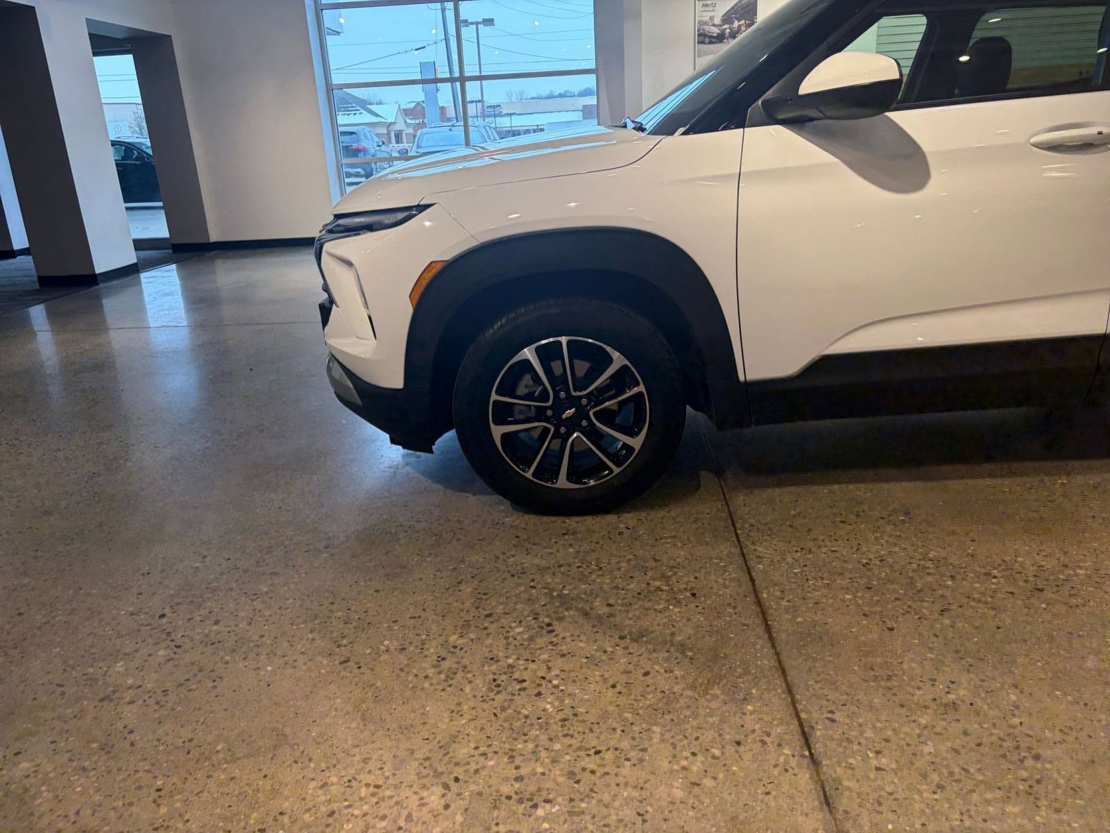 Thumbnail: 2025 Chevrolet TrailBlazer - 28