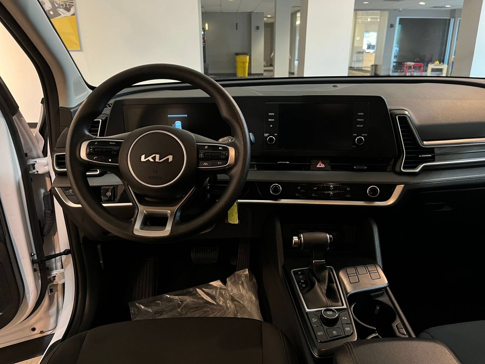 Thumbnail: 2025 Kia Sportage - 34