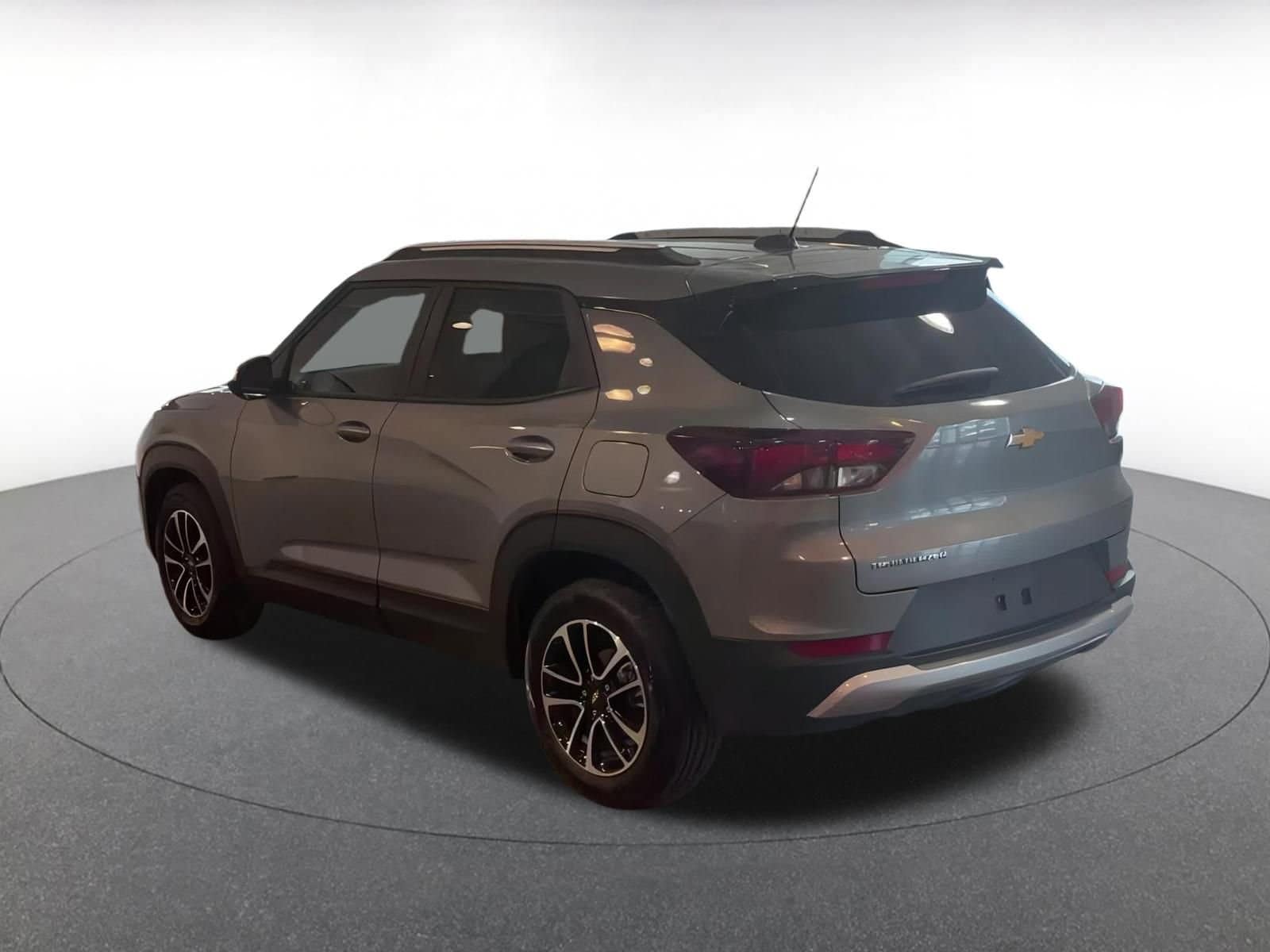 Thumbnail: 2025 Chevrolet TrailBlazer - 11