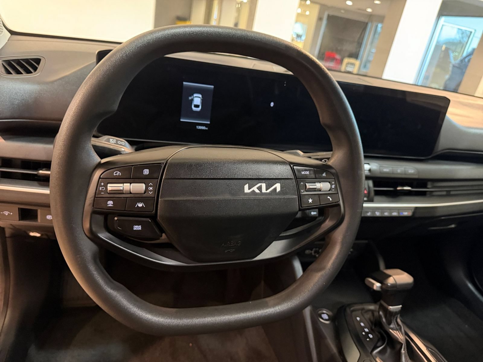 Thumbnail: 2026 Kia K4 - 27