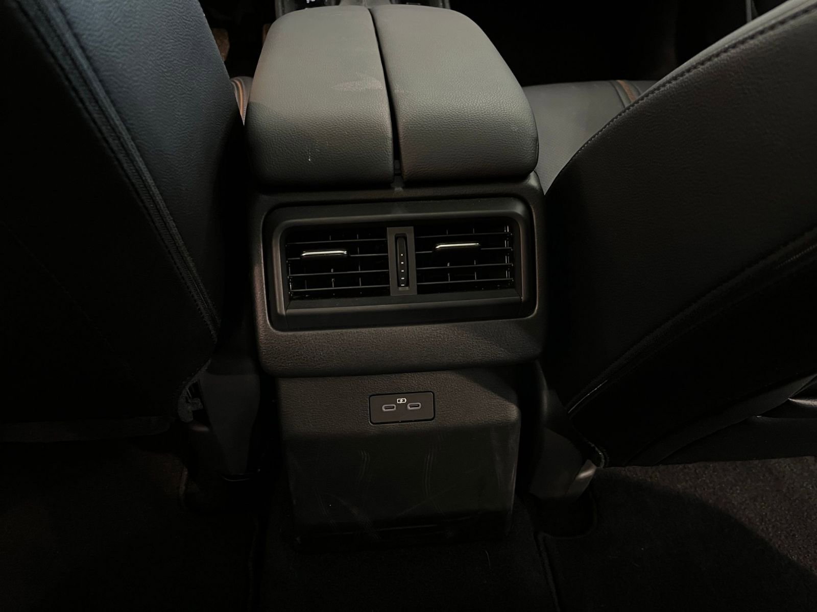 Thumbnail: 2025 Mazda CX-50 - 24