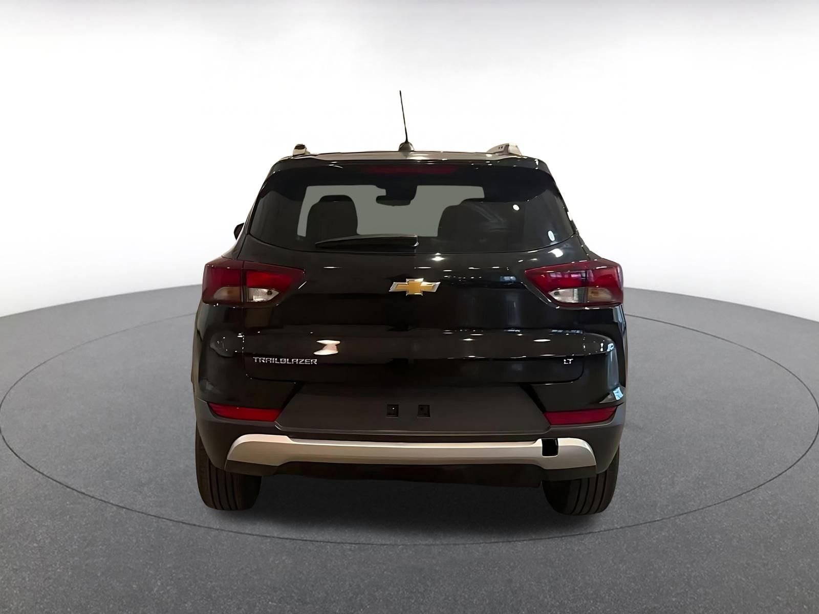 Thumbnail: 2025 Chevrolet TrailBlazer - 12