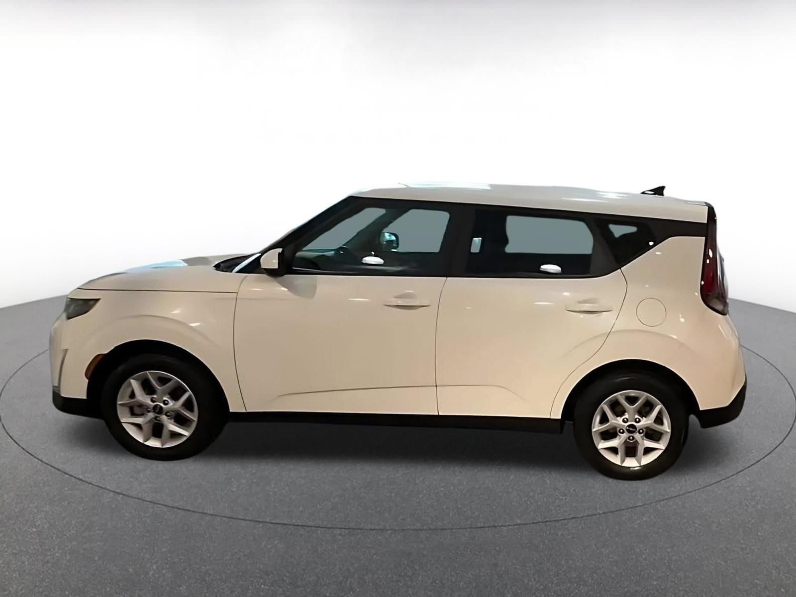 Thumbnail: 2025 Kia Soul - 9