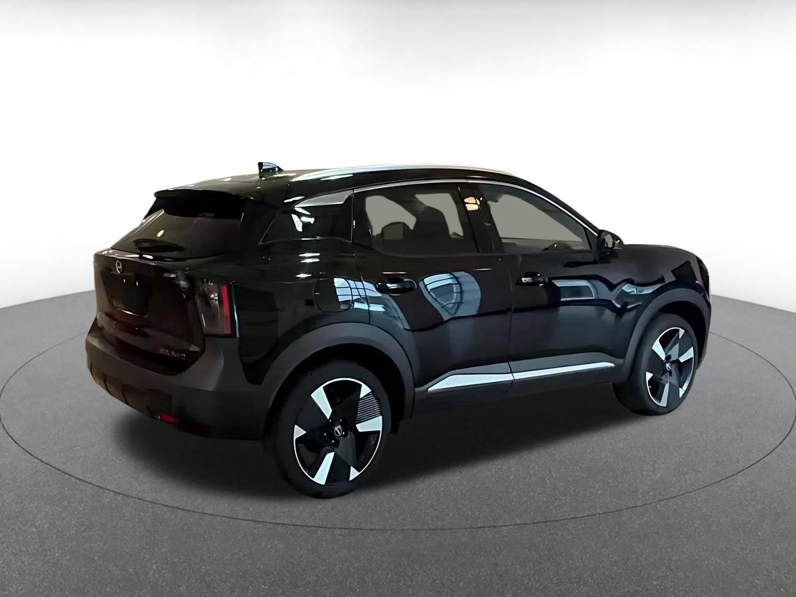 Thumbnail: 2026 Nissan Kicks - 14