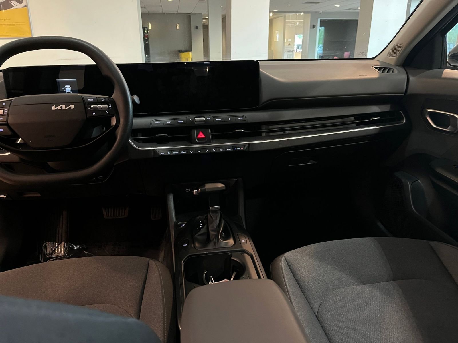 Thumbnail: 2025 Kia K4 - 34