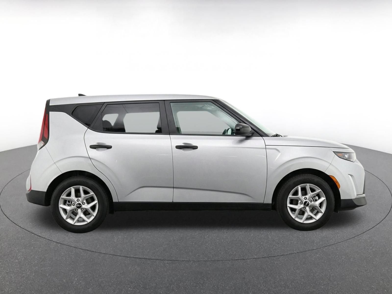 Thumbnail: 2025 Kia Soul - 9