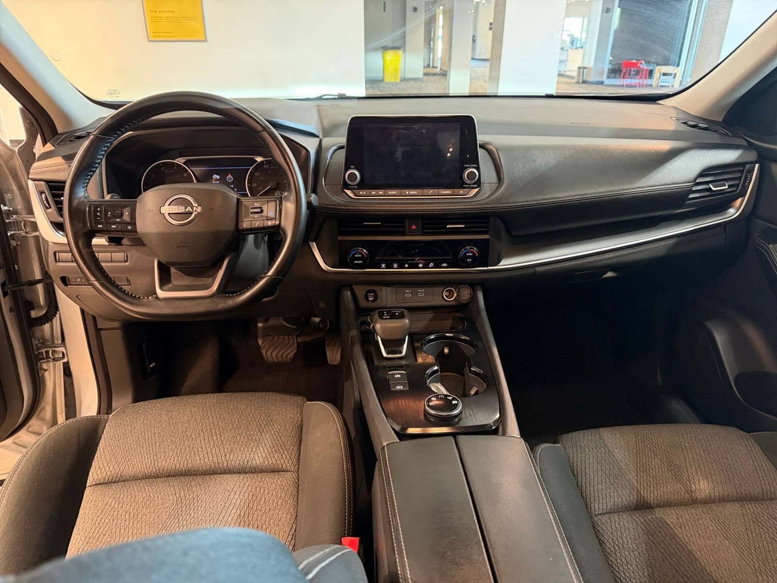 Thumbnail: 2025 Nissan Rogue - 33