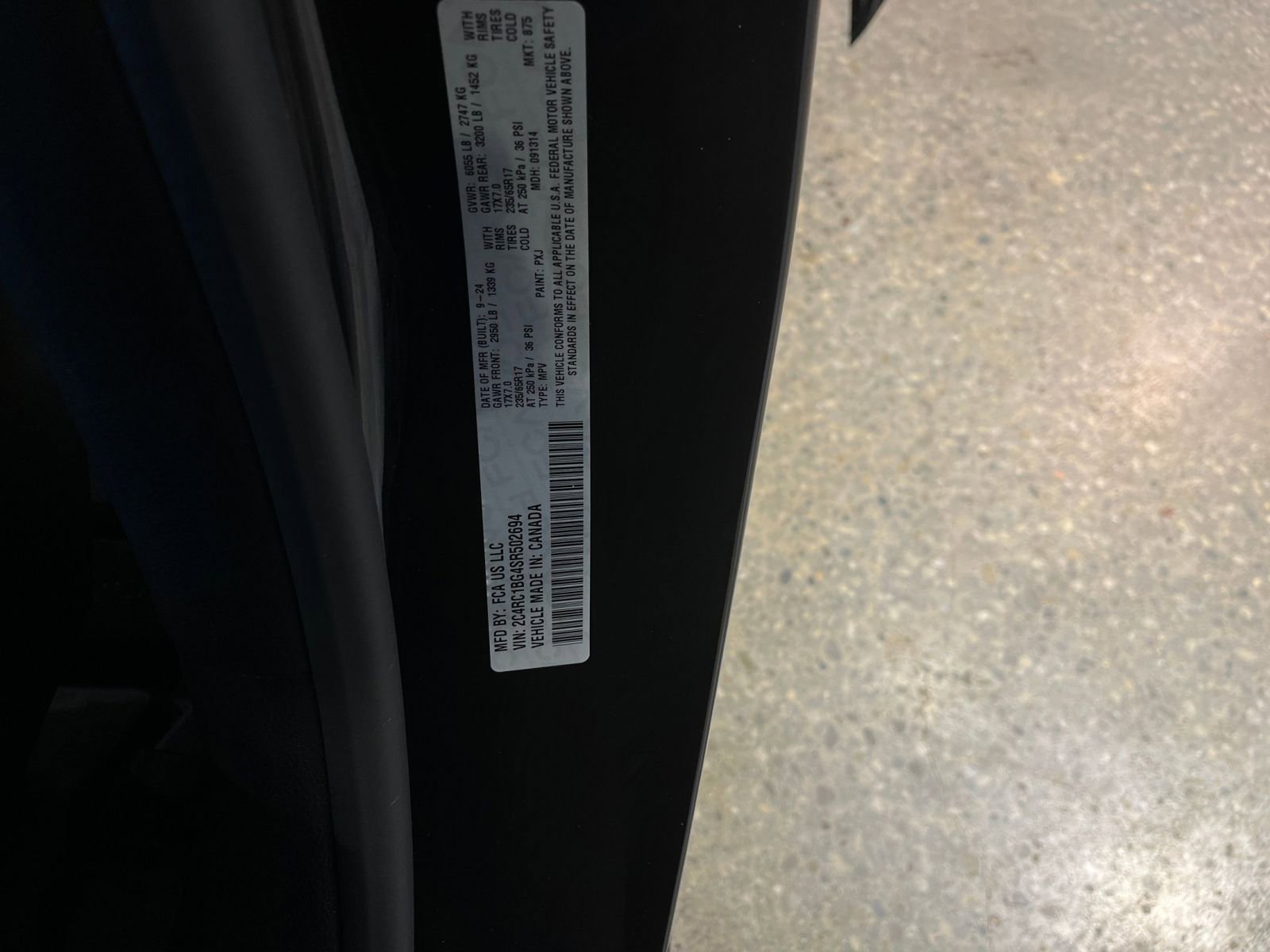 Thumbnail: 2025 Chrysler Pacifica - 30