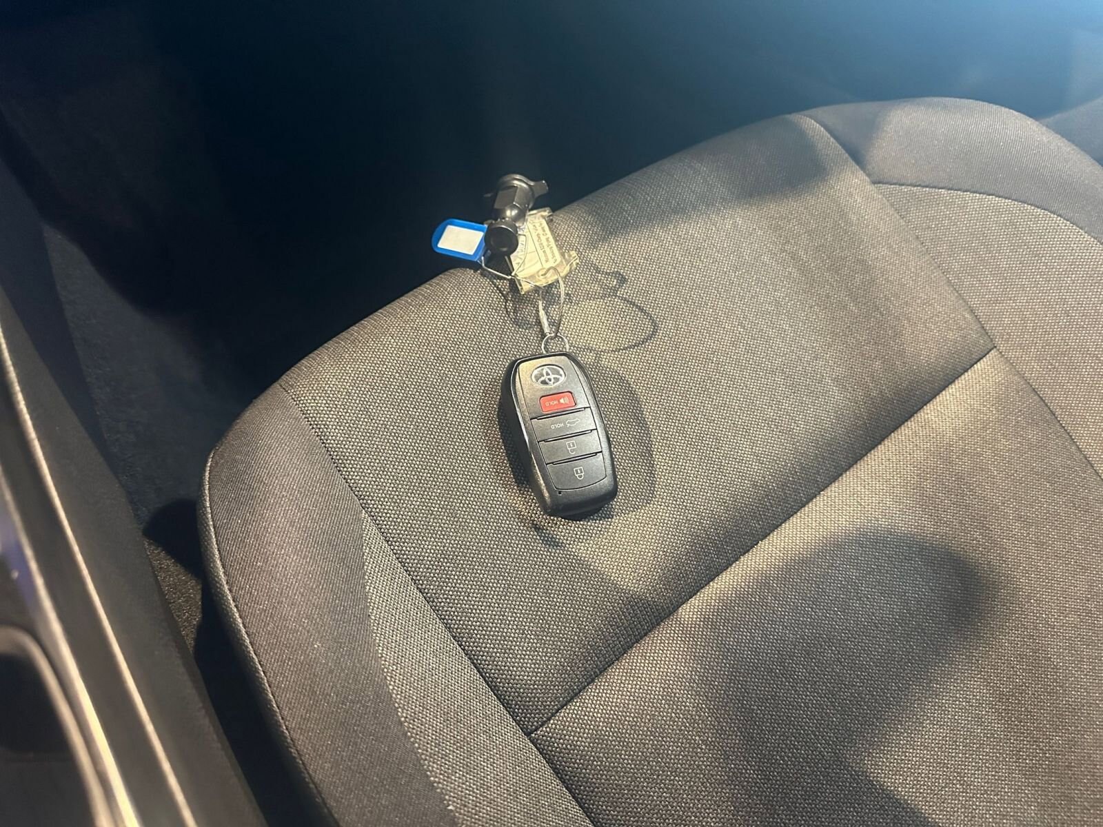 Thumbnail: 2025 Toyota Camry - 22