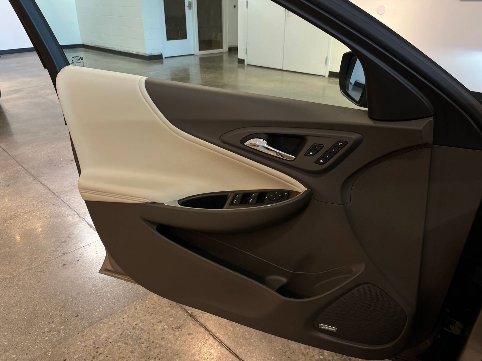 Thumbnail: 2024 Chevrolet Malibu - 20