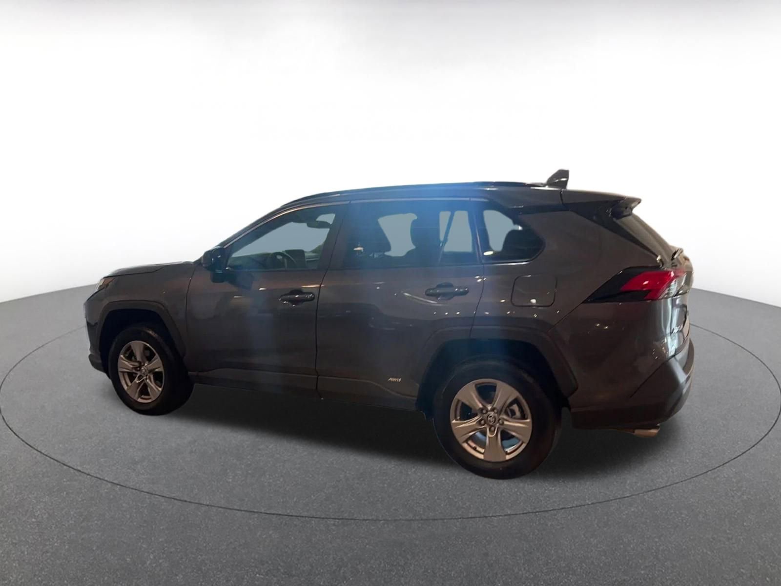 Thumbnail: 2025 Toyota RAV4 - 10