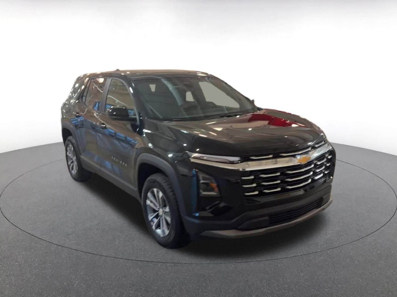 Thumbnail: 2025 Chevrolet Equinox - 3